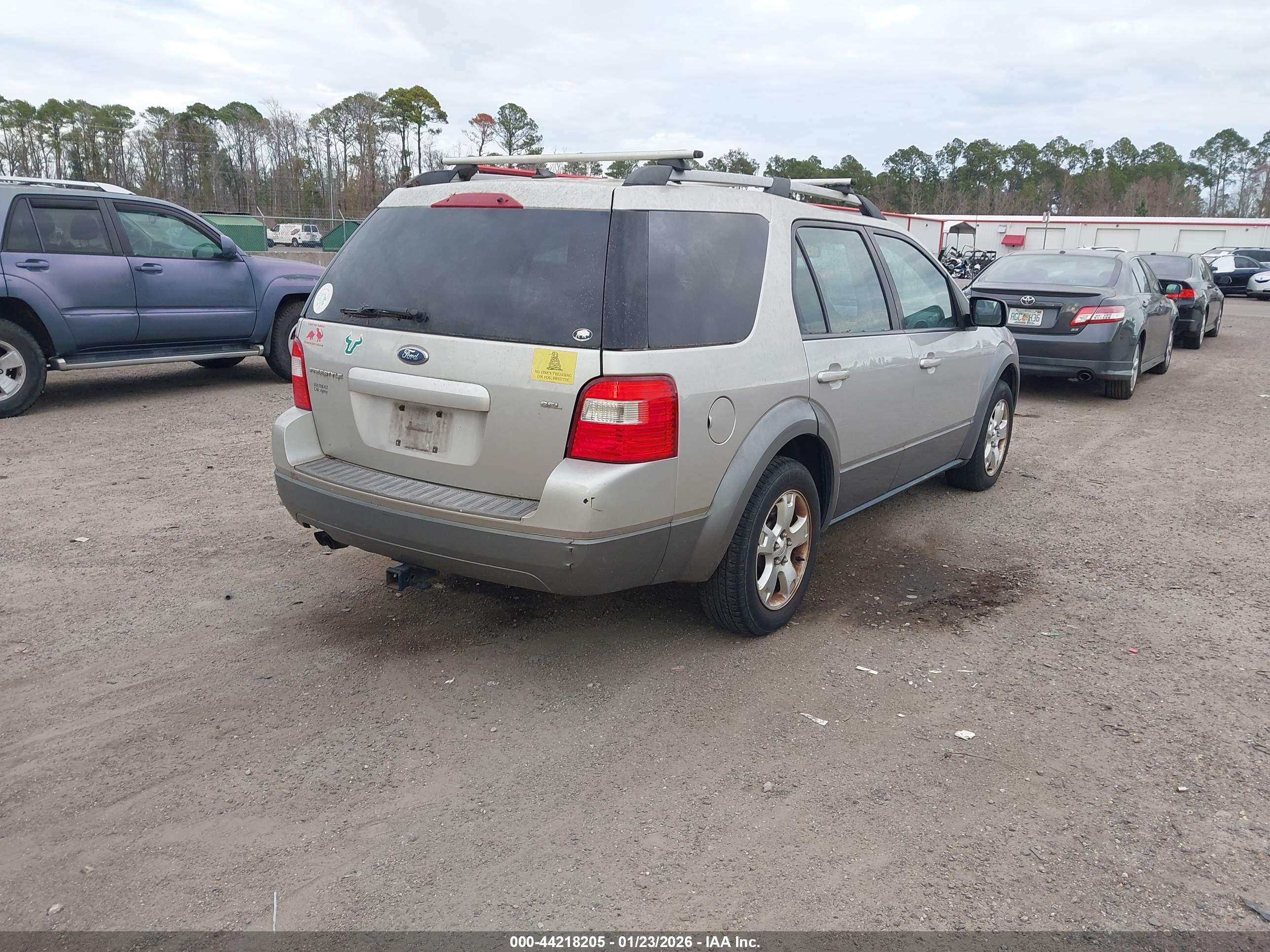 FORD FREESTYLE image 4