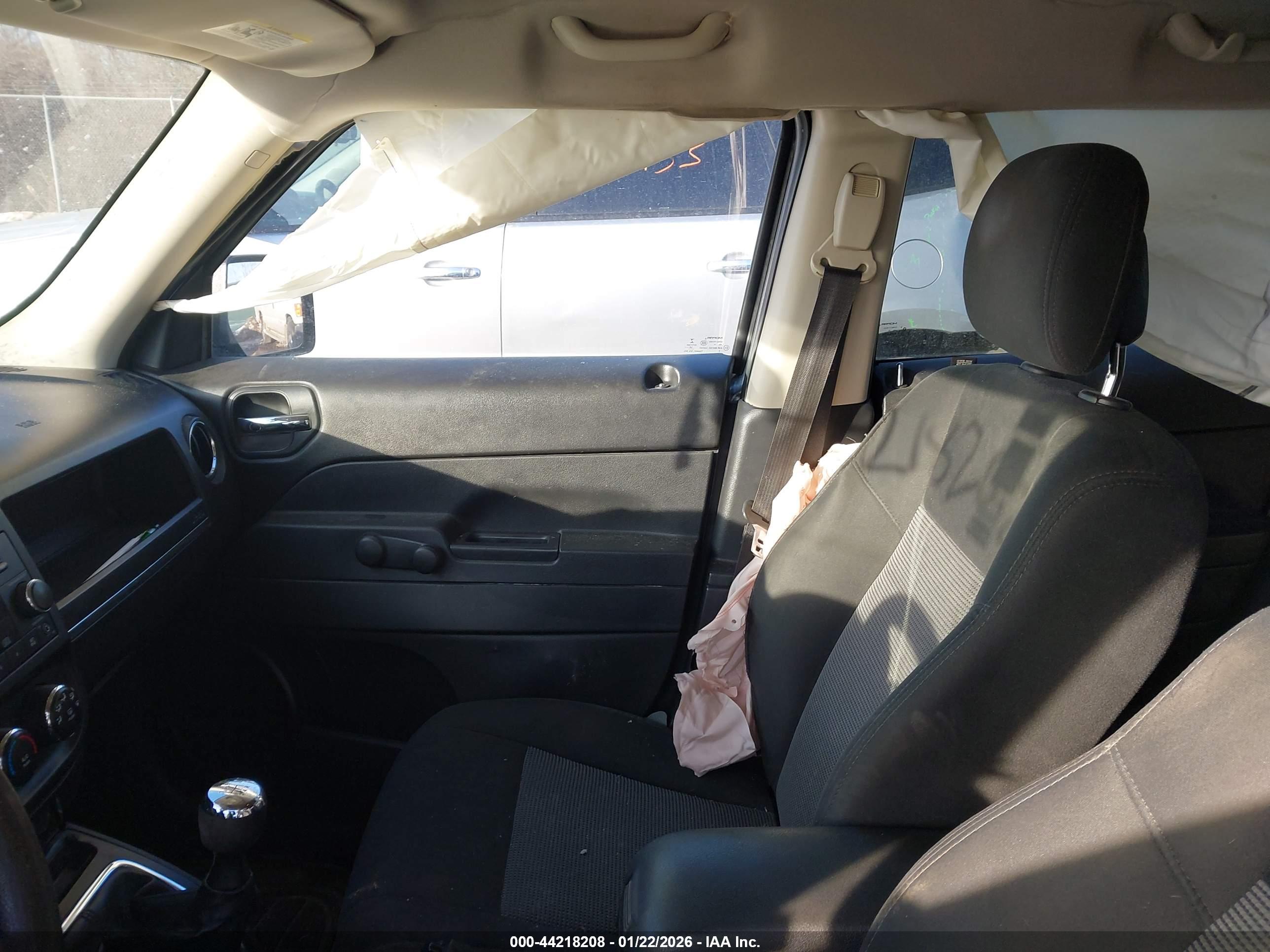 JEEP PATRIOT image 5