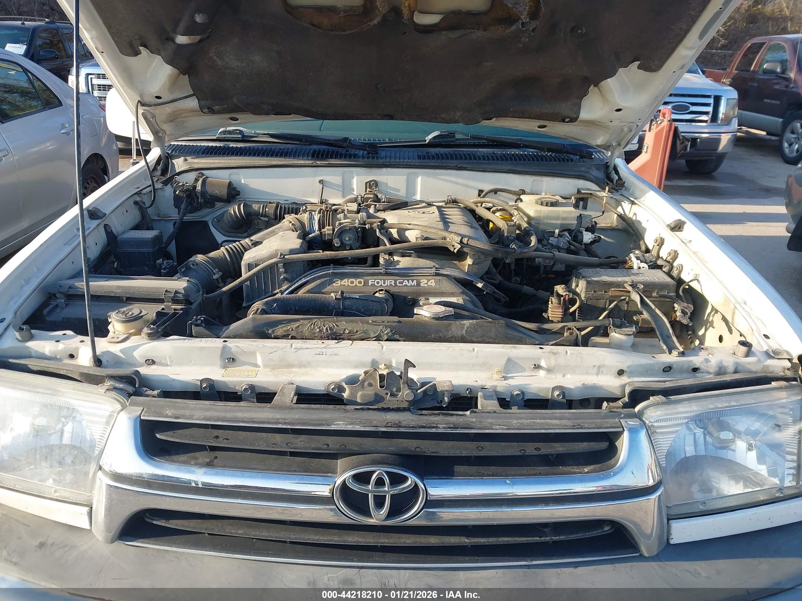 TOYOTA 4RUNNER image 10