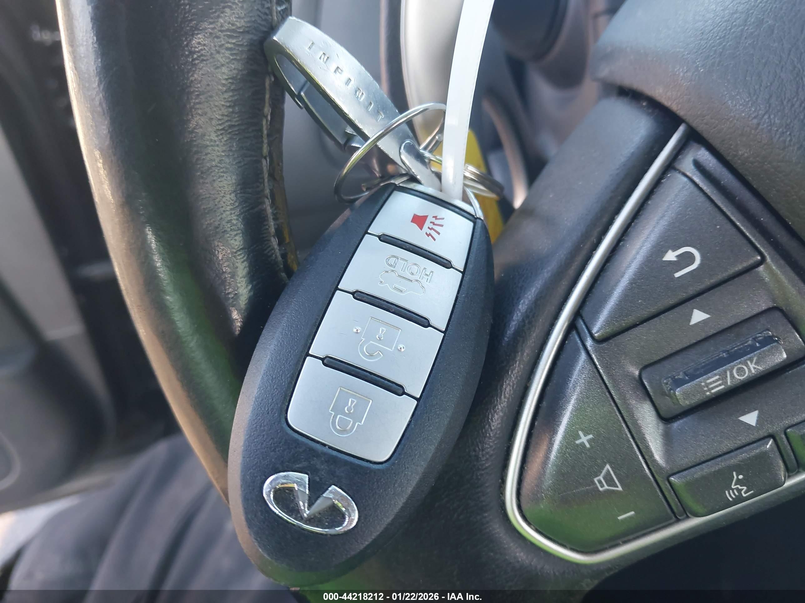 INFINITI Q50 image 11