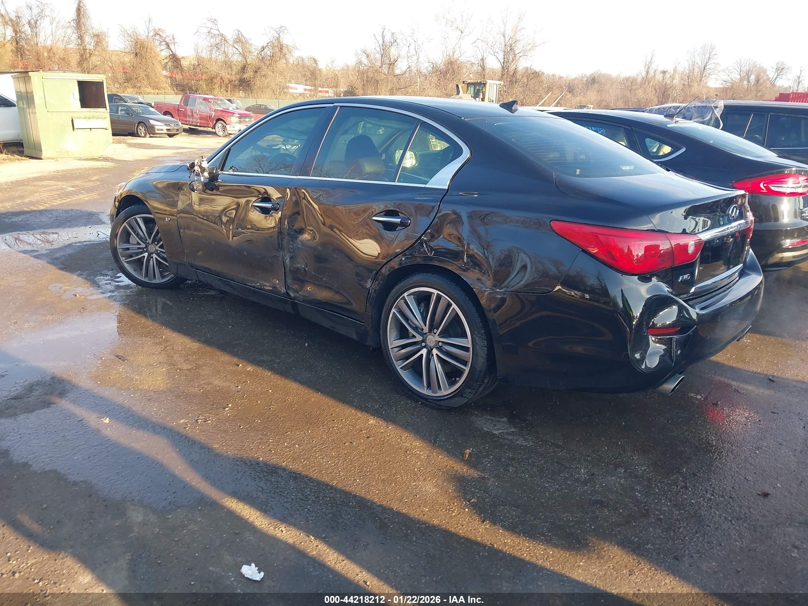 INFINITI Q50 image 3