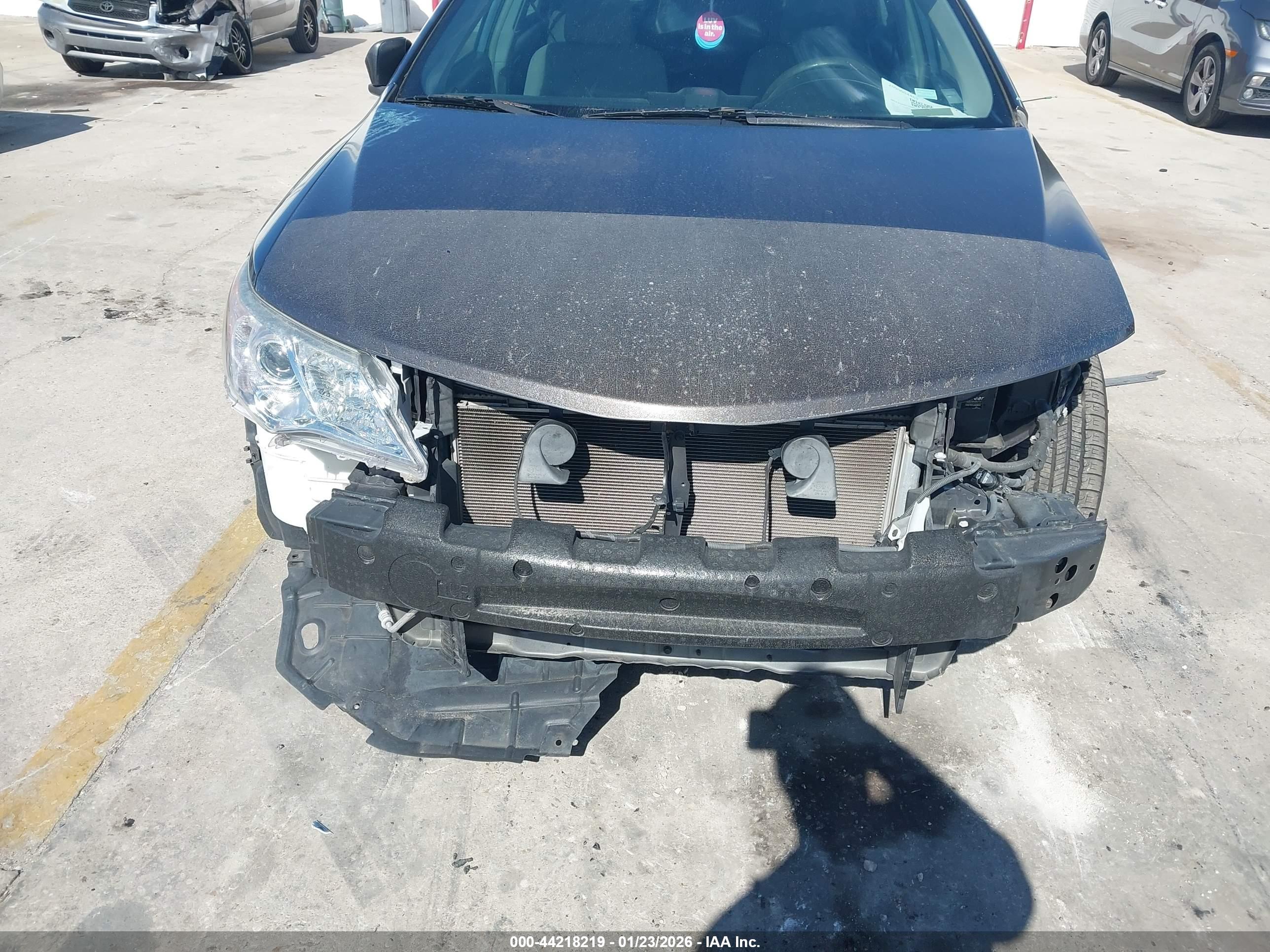 TOYOTA CAMRY image 6