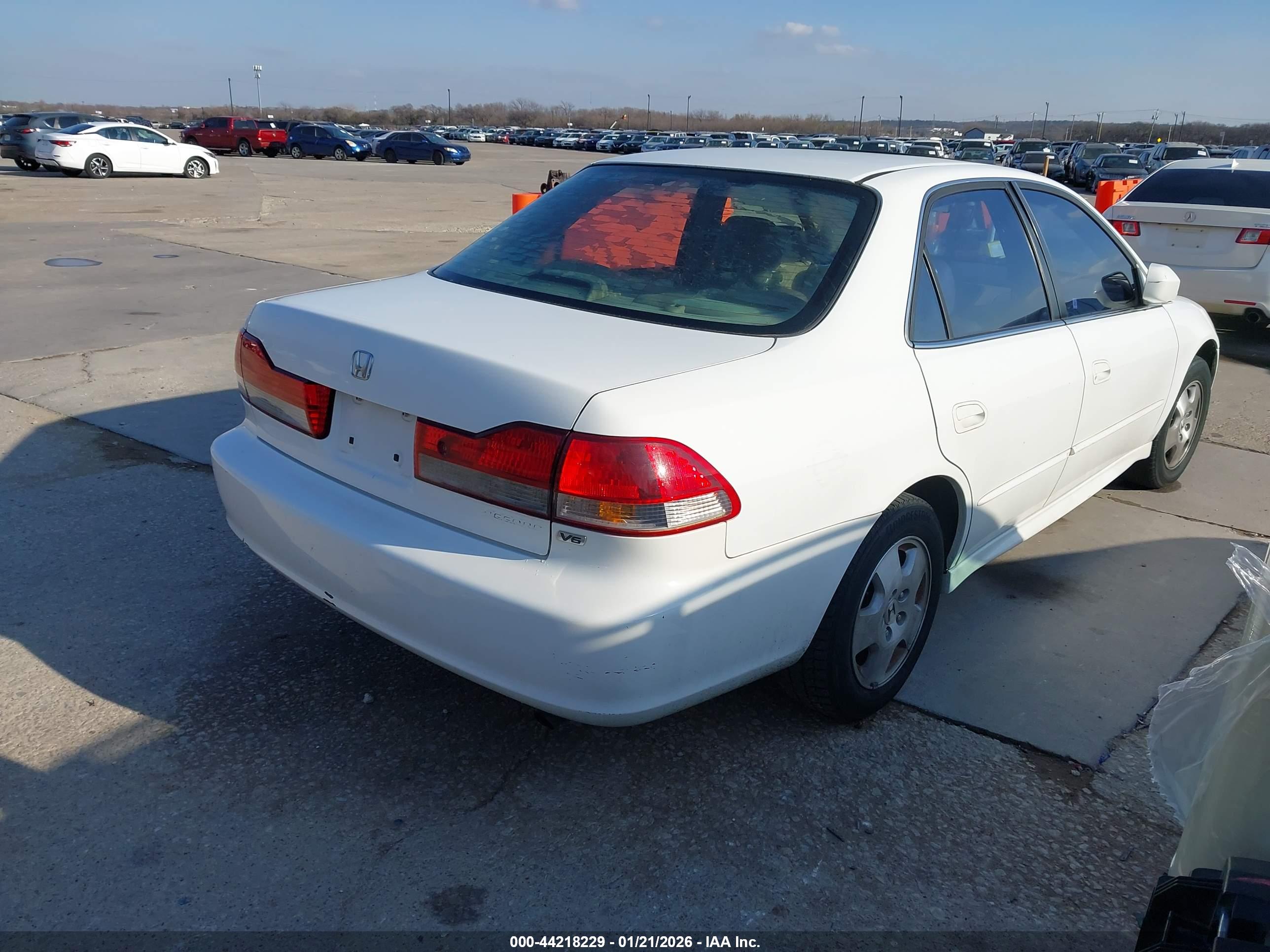 HONDA ACCORD image 4