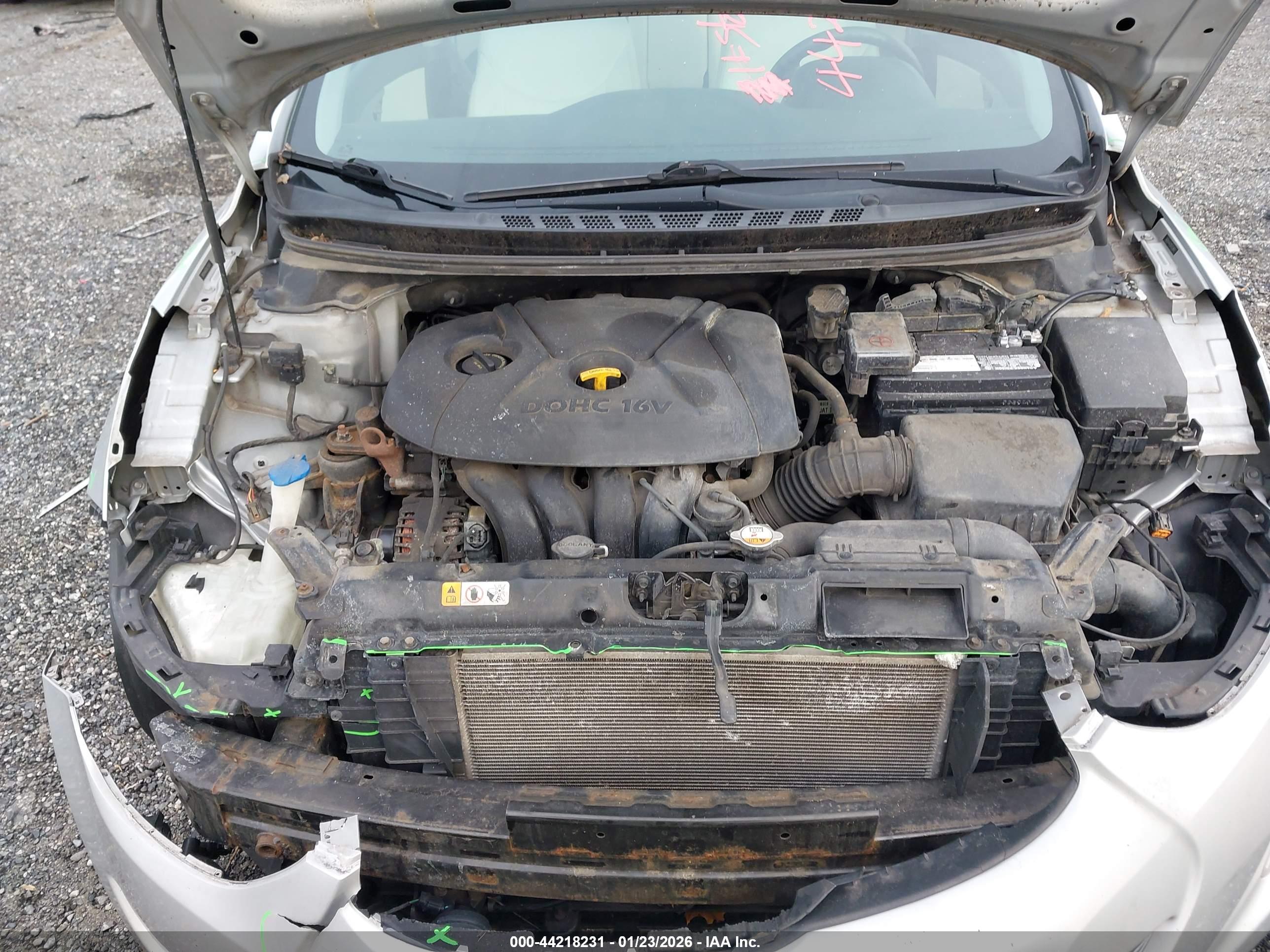 HYUNDAI ELANTRA image 10