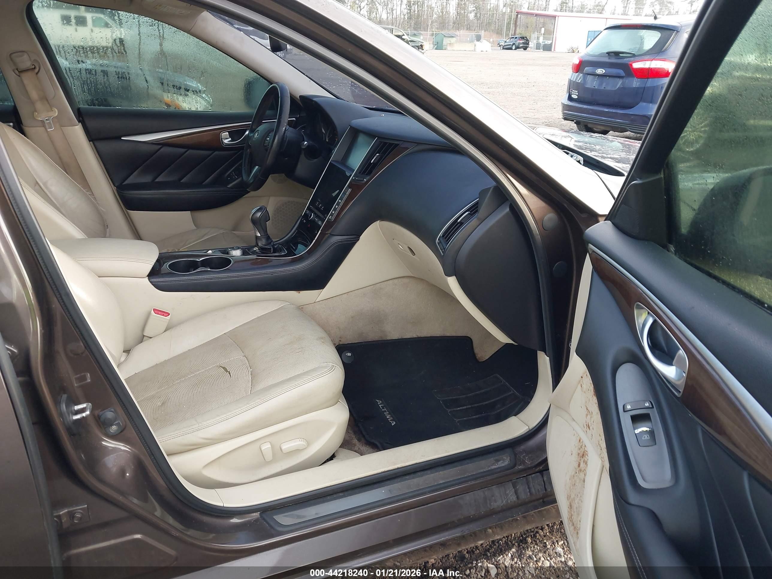INFINITI Q50 image 5