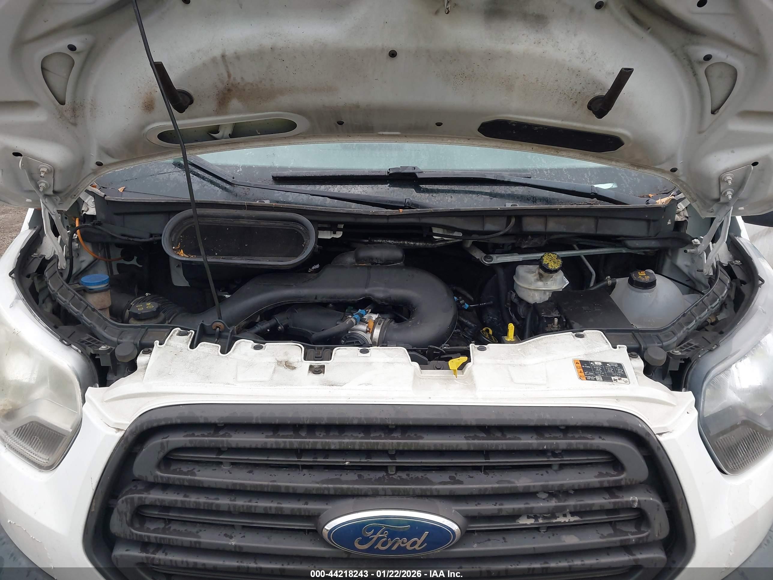 FORD TRANSIT-250 image 10