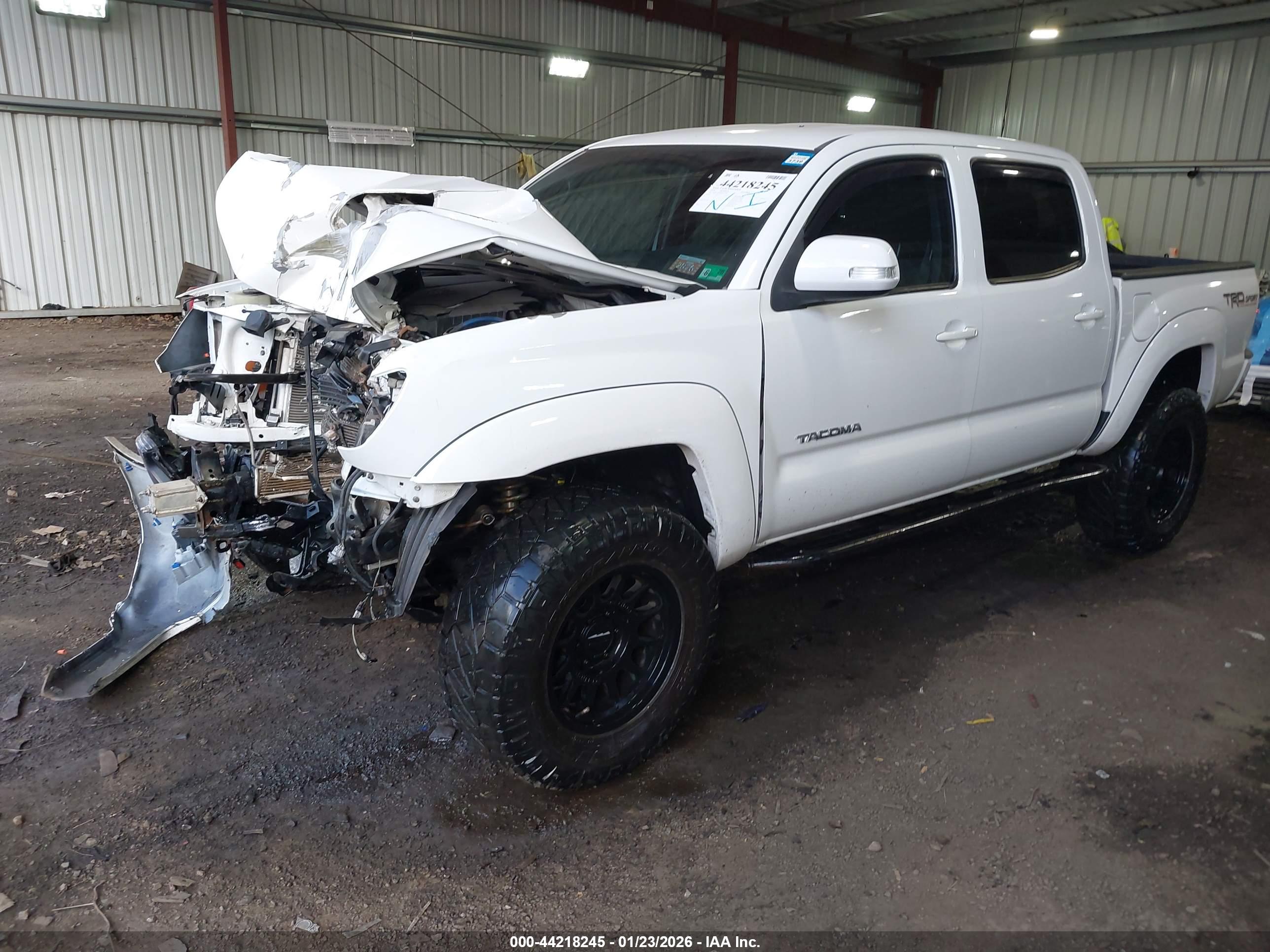 TOYOTA TACOMA image 2