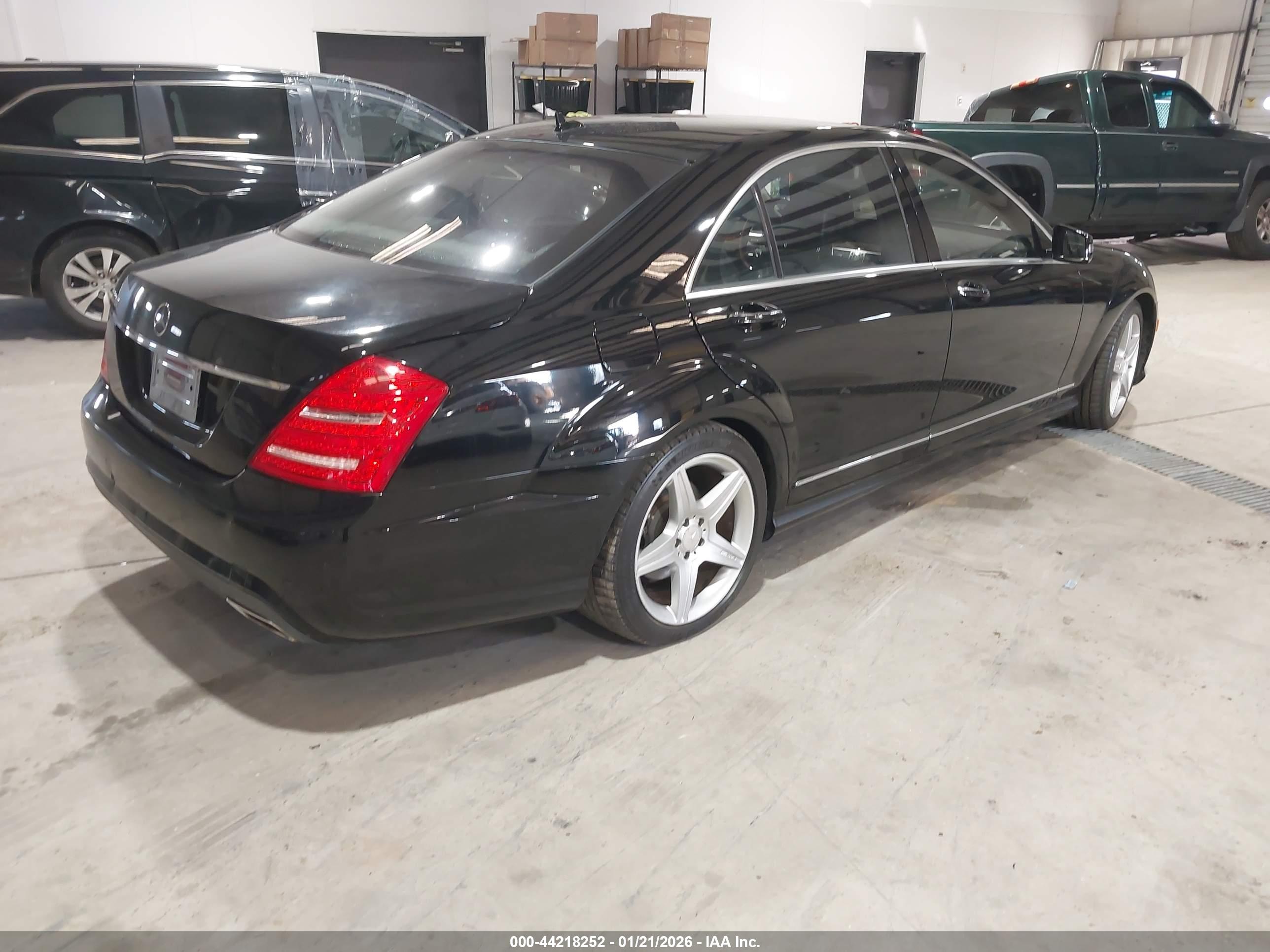 MERCEDES-BENZ S image 4