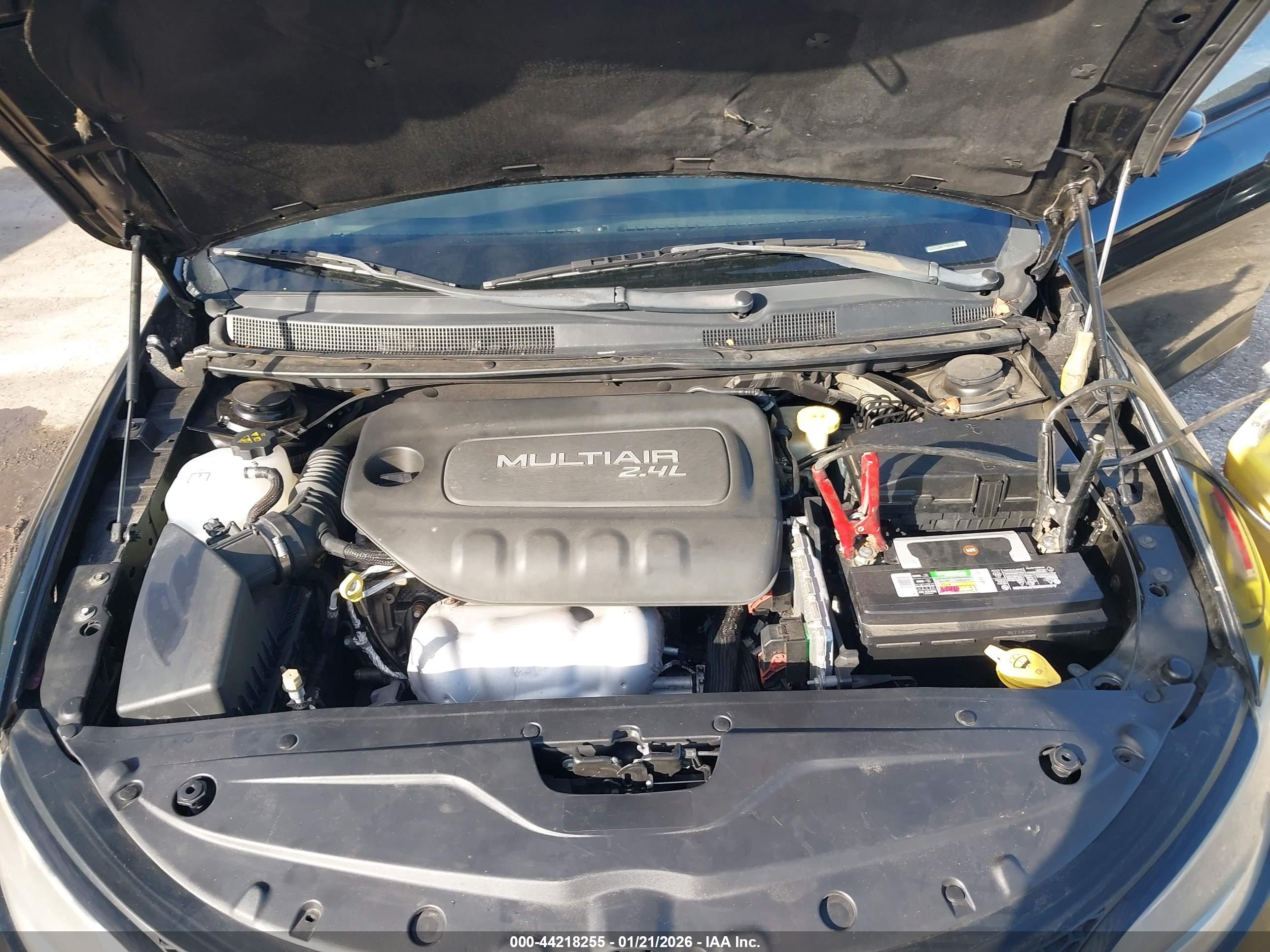 CHRYSLER 200 image 10