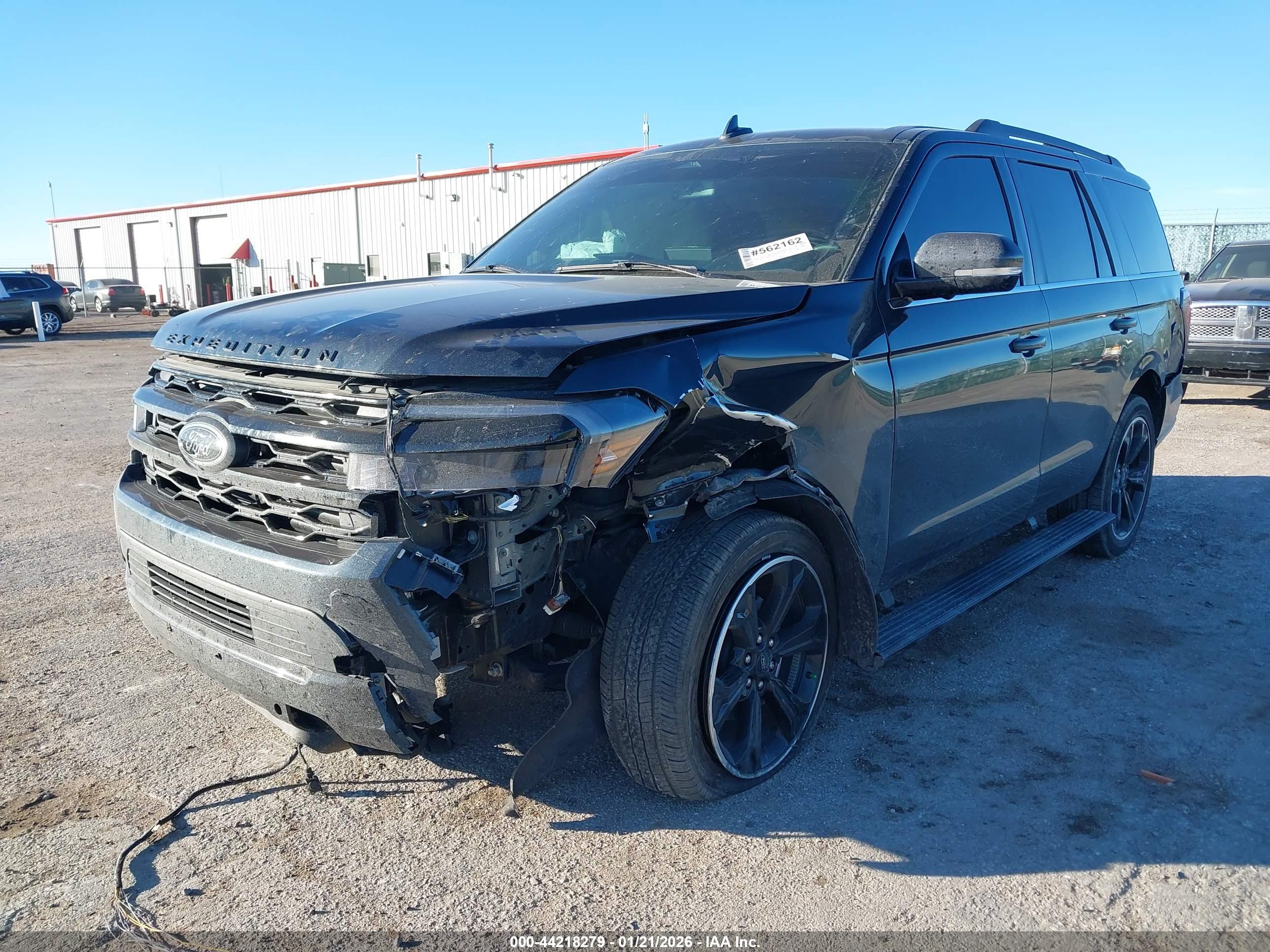 FORD EXPEDITION image 2