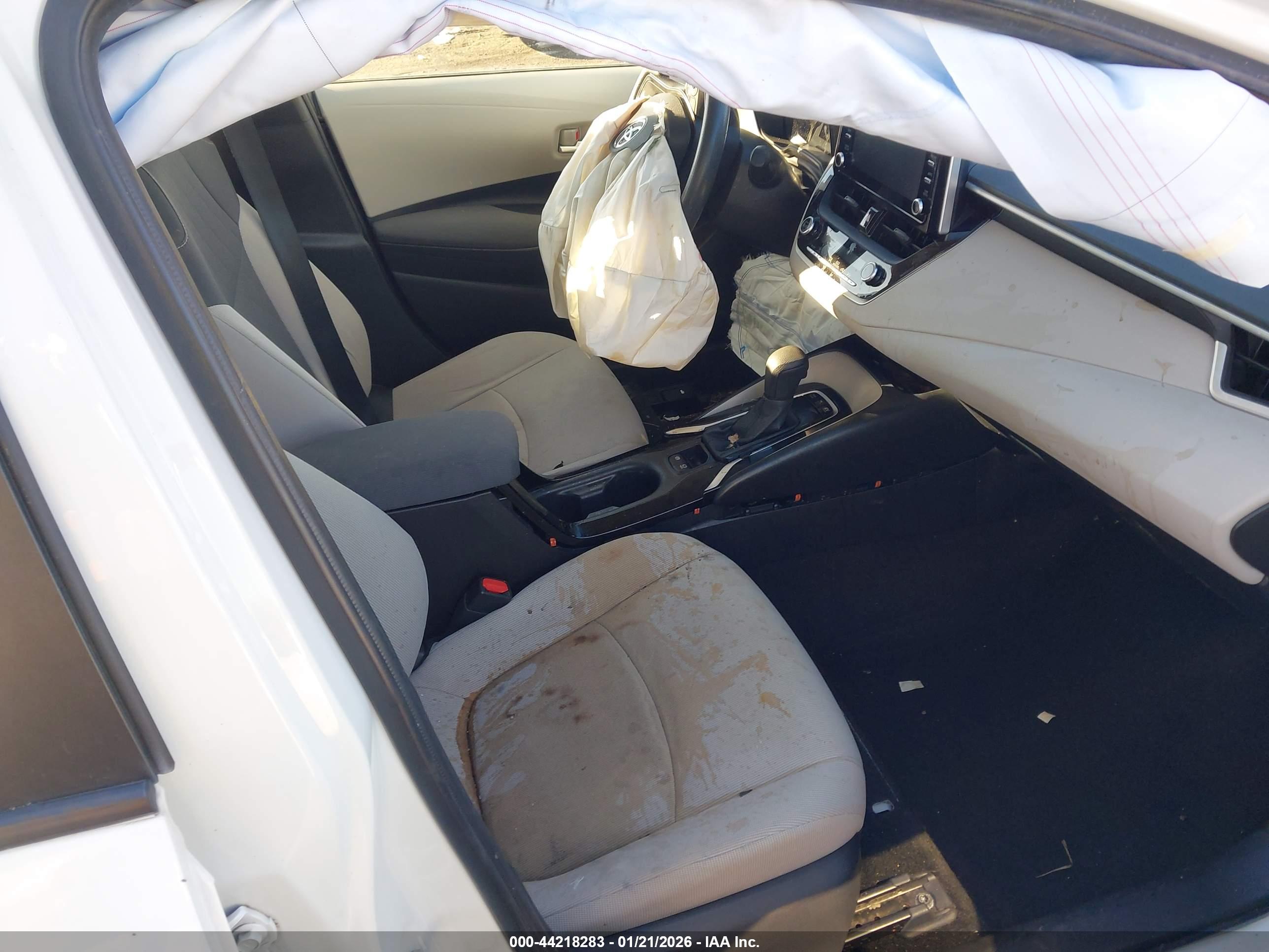 TOYOTA COROLLA image 5