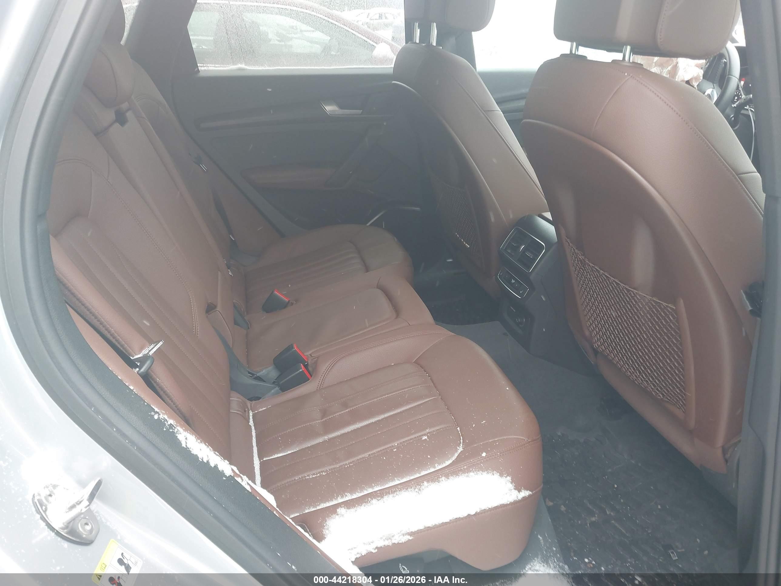 AUDI Q5 image 8