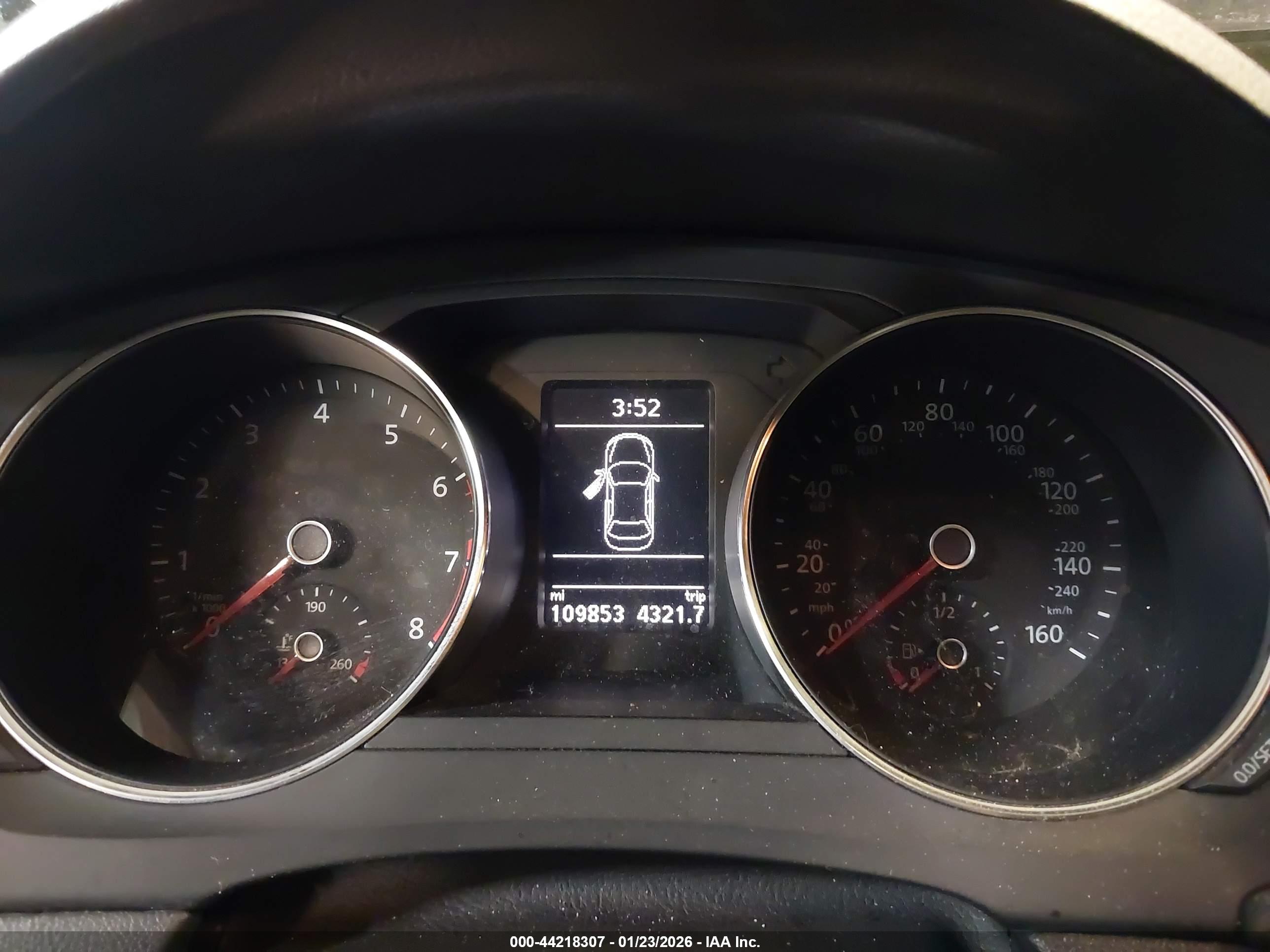 VOLKSWAGEN JETTA image 7
