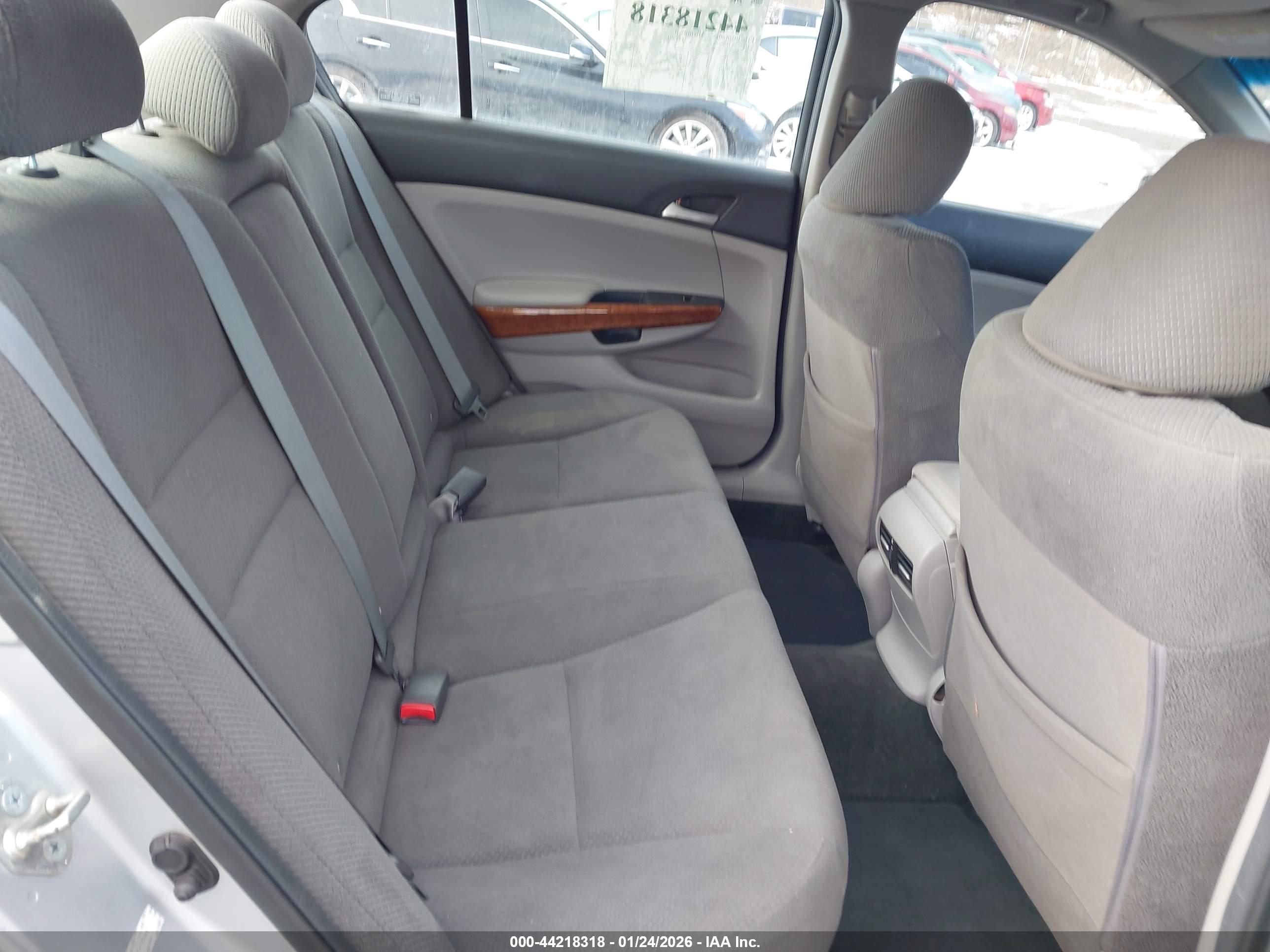HONDA ACCORD image 8