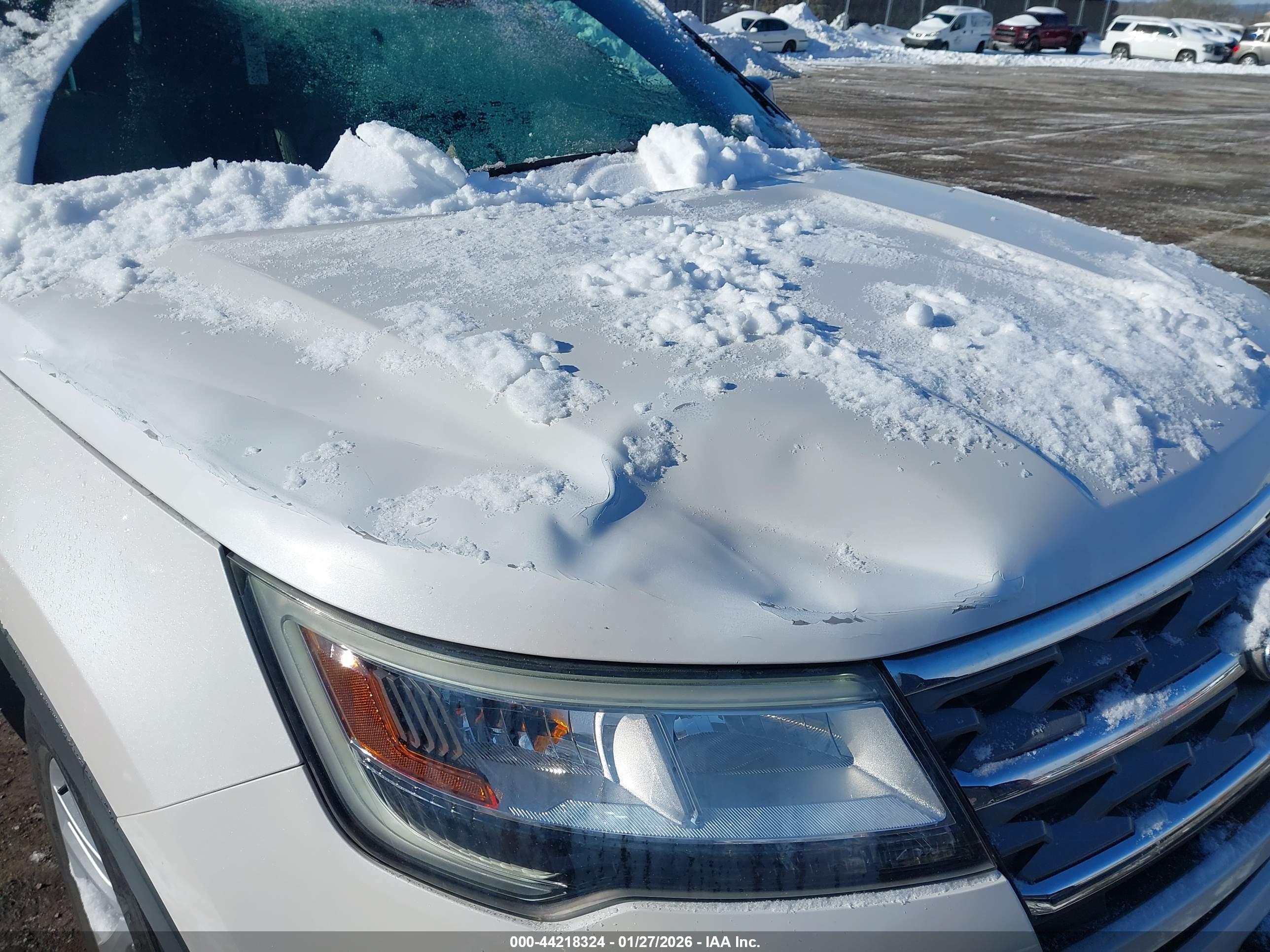 FORD EXPLORER image 6