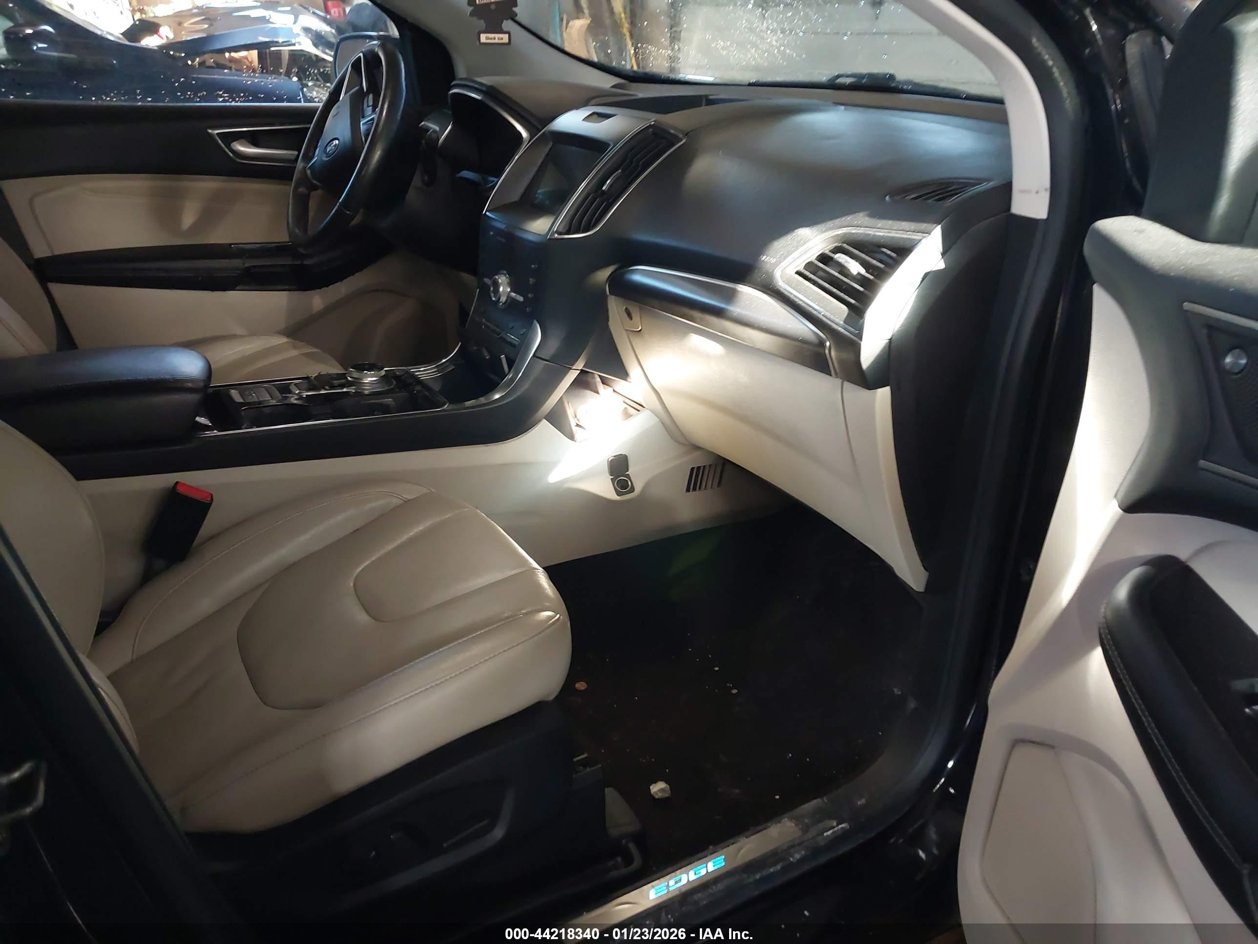 FORD EDGE image 5