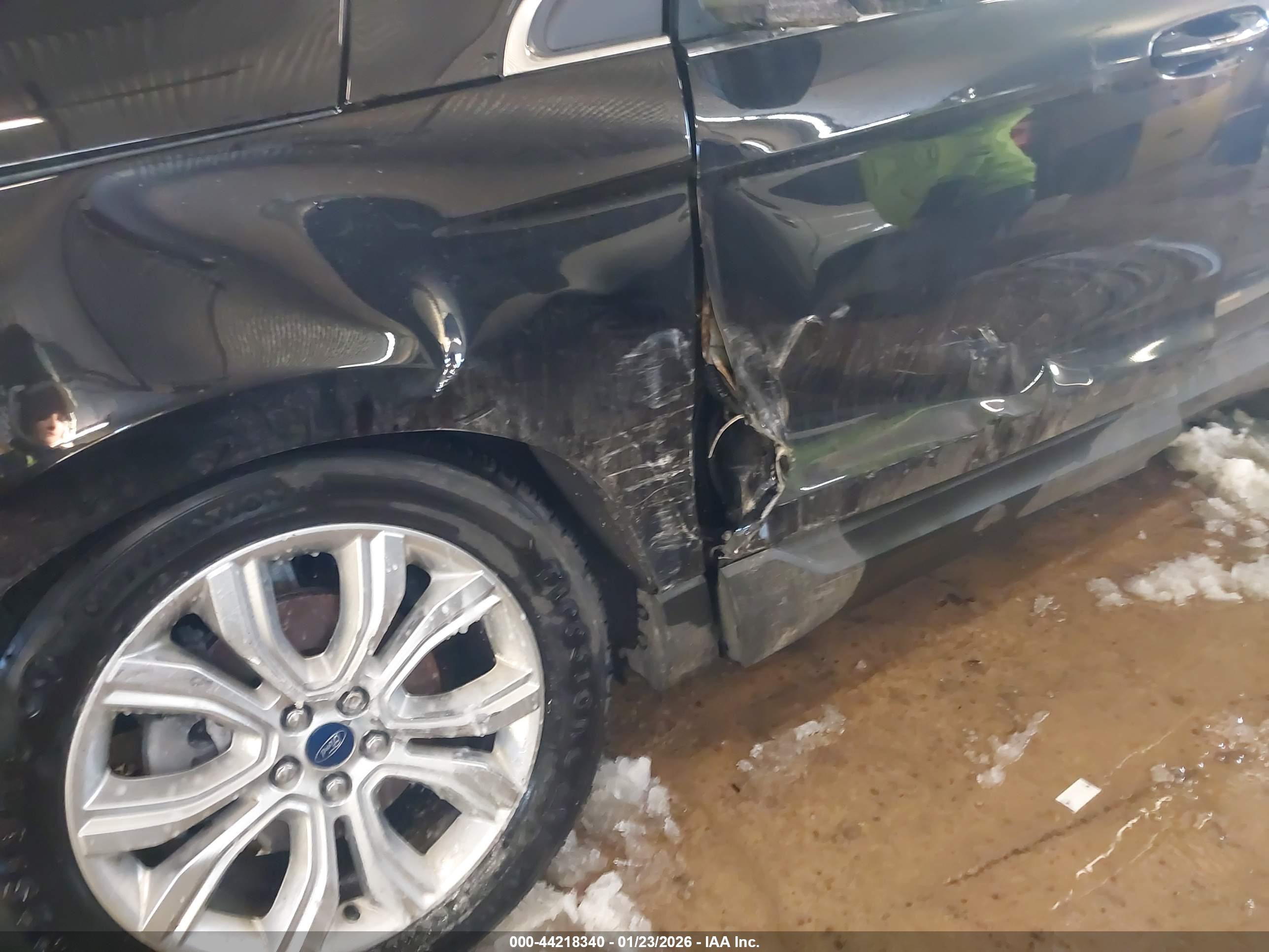 FORD EDGE image 6