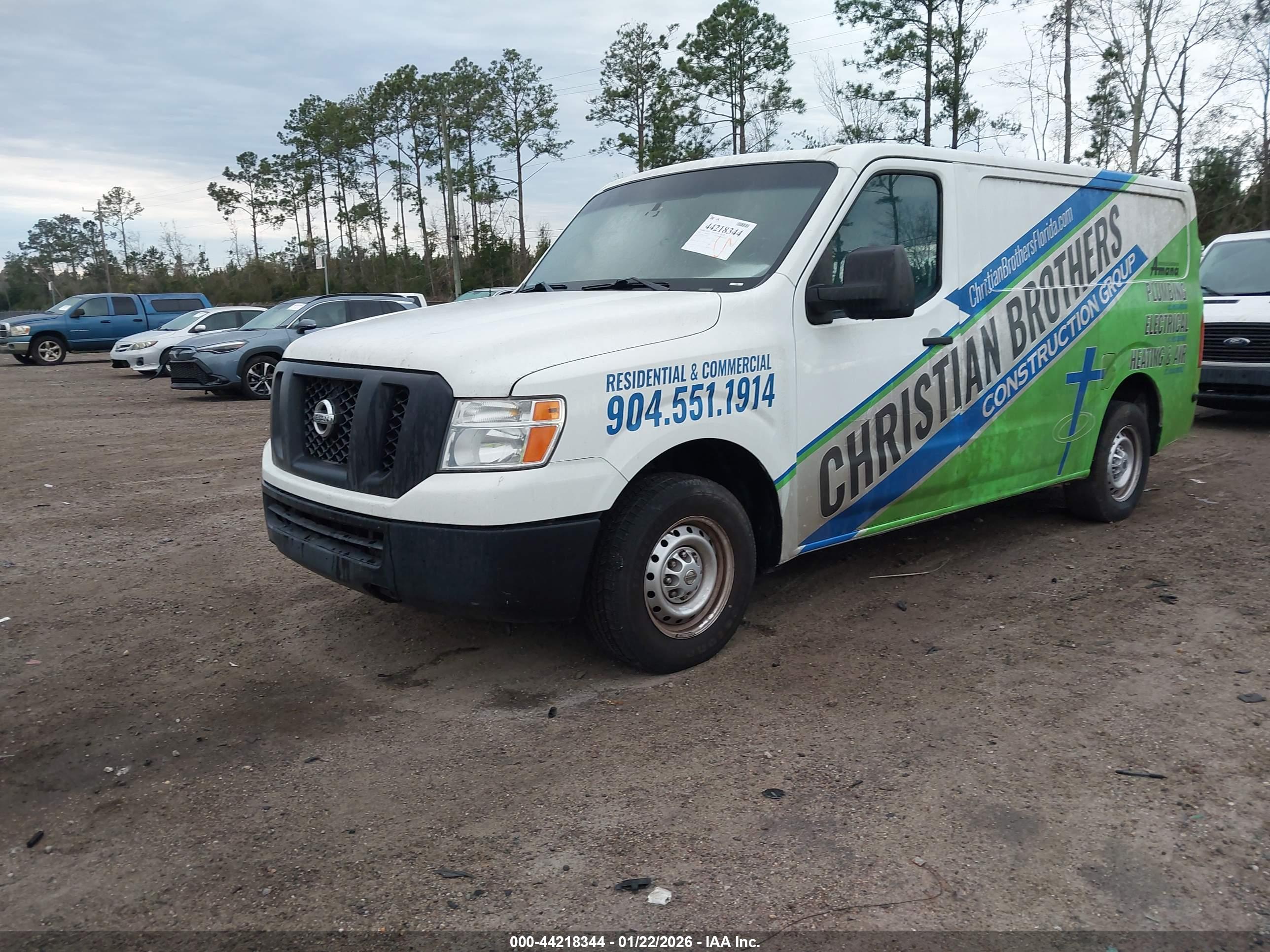 NISSAN NV image 2