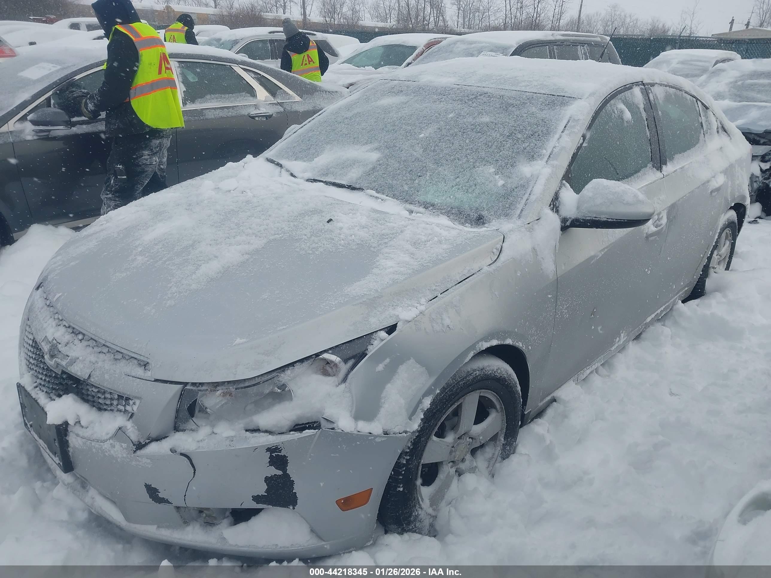 CHEVROLET CRUZE image 2