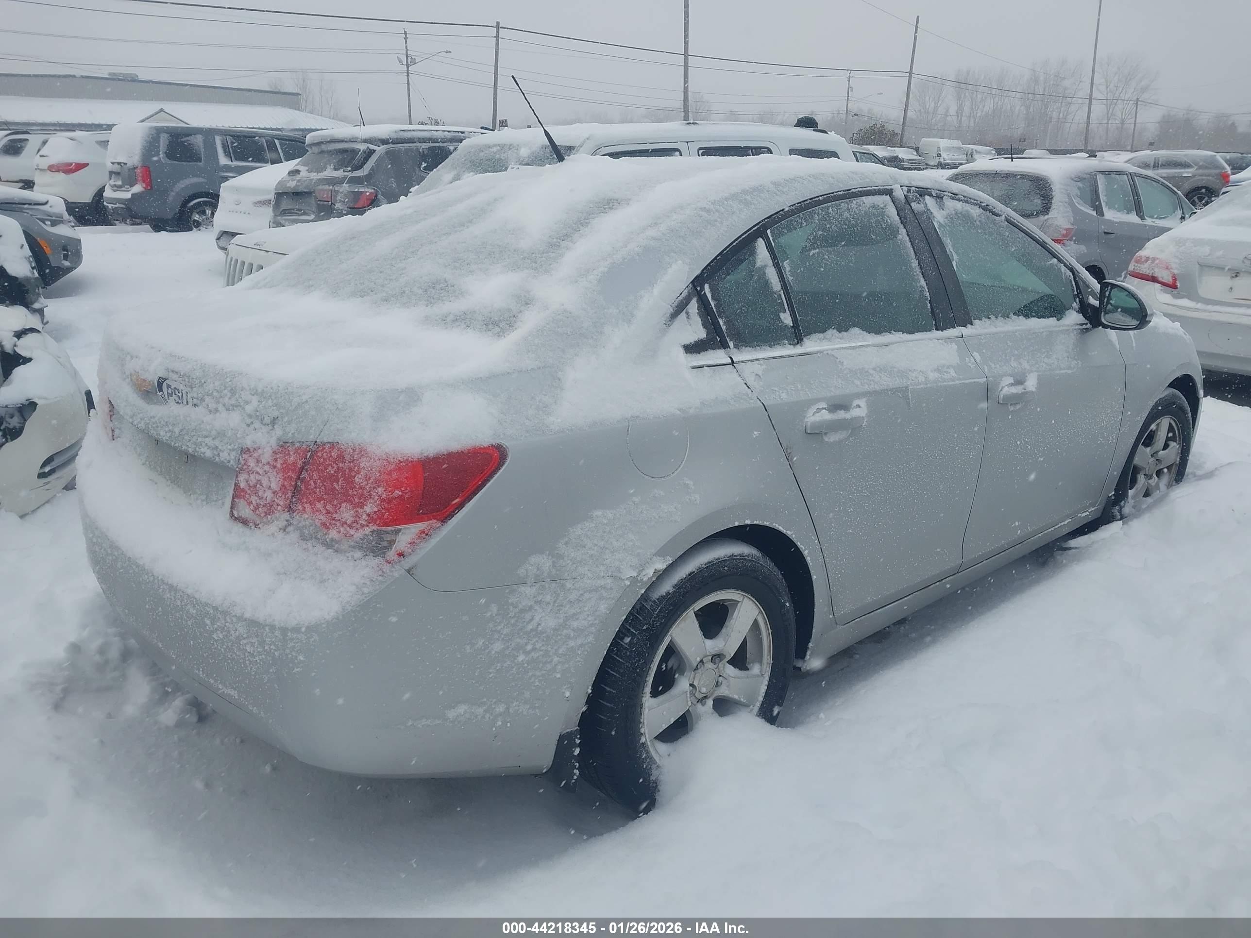 CHEVROLET CRUZE image 4