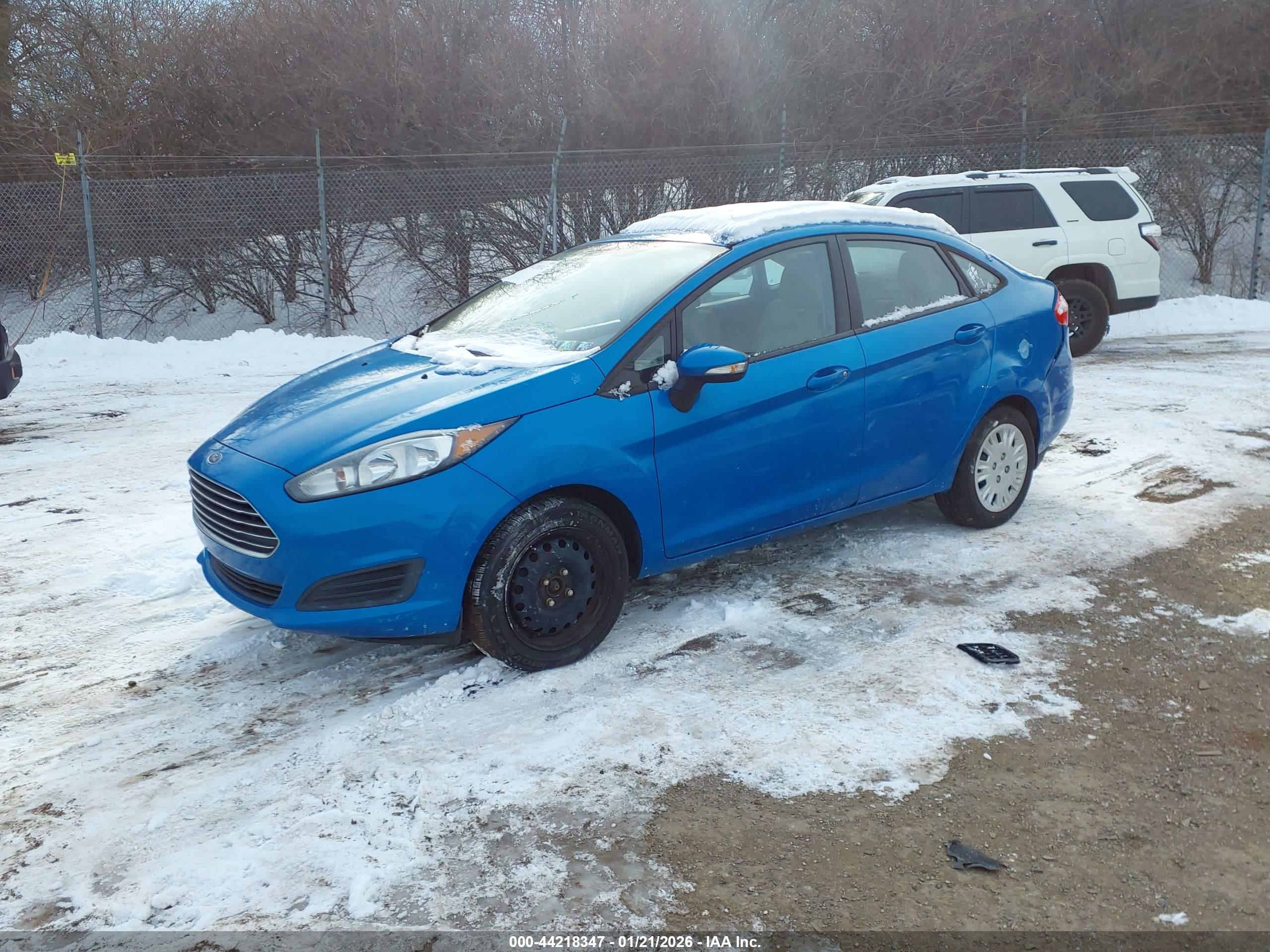 FORD FIESTA image 2