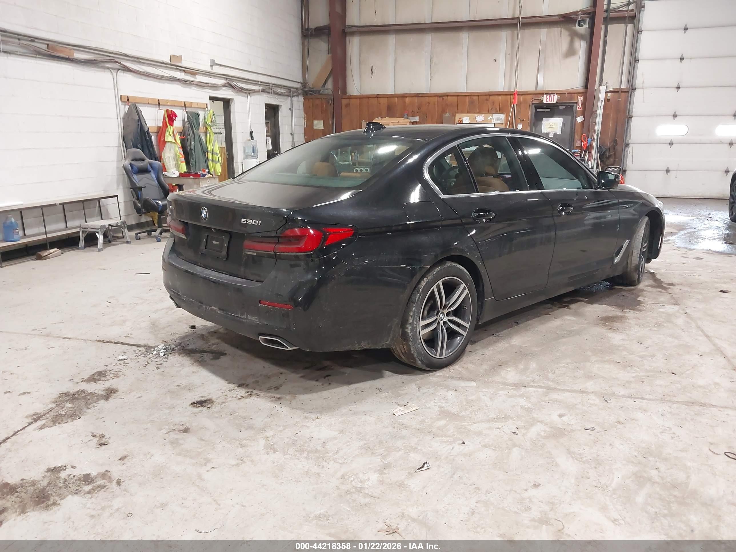 BMW 530I image 4
