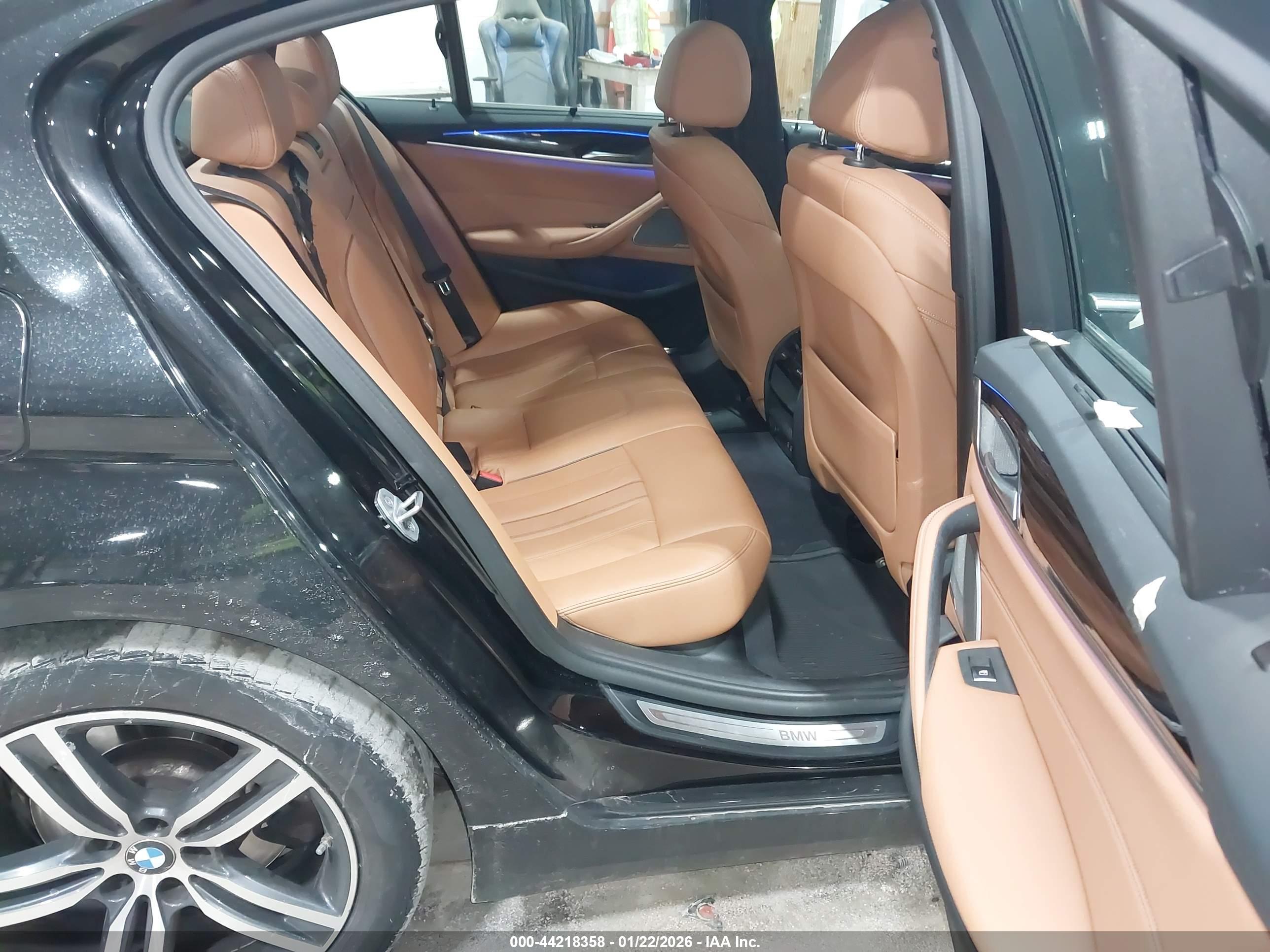 BMW 530I image 8