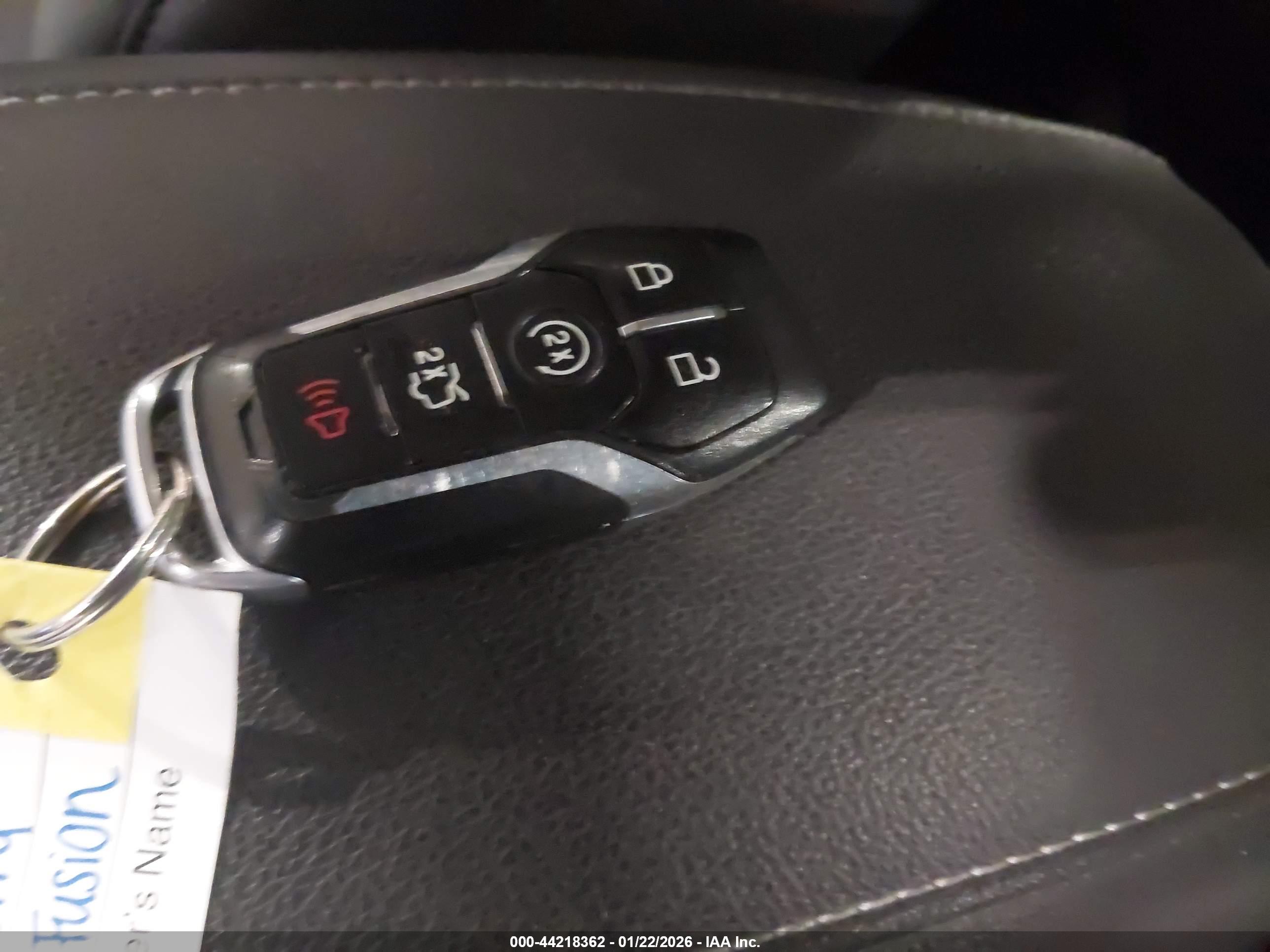 FORD FUSION image 11