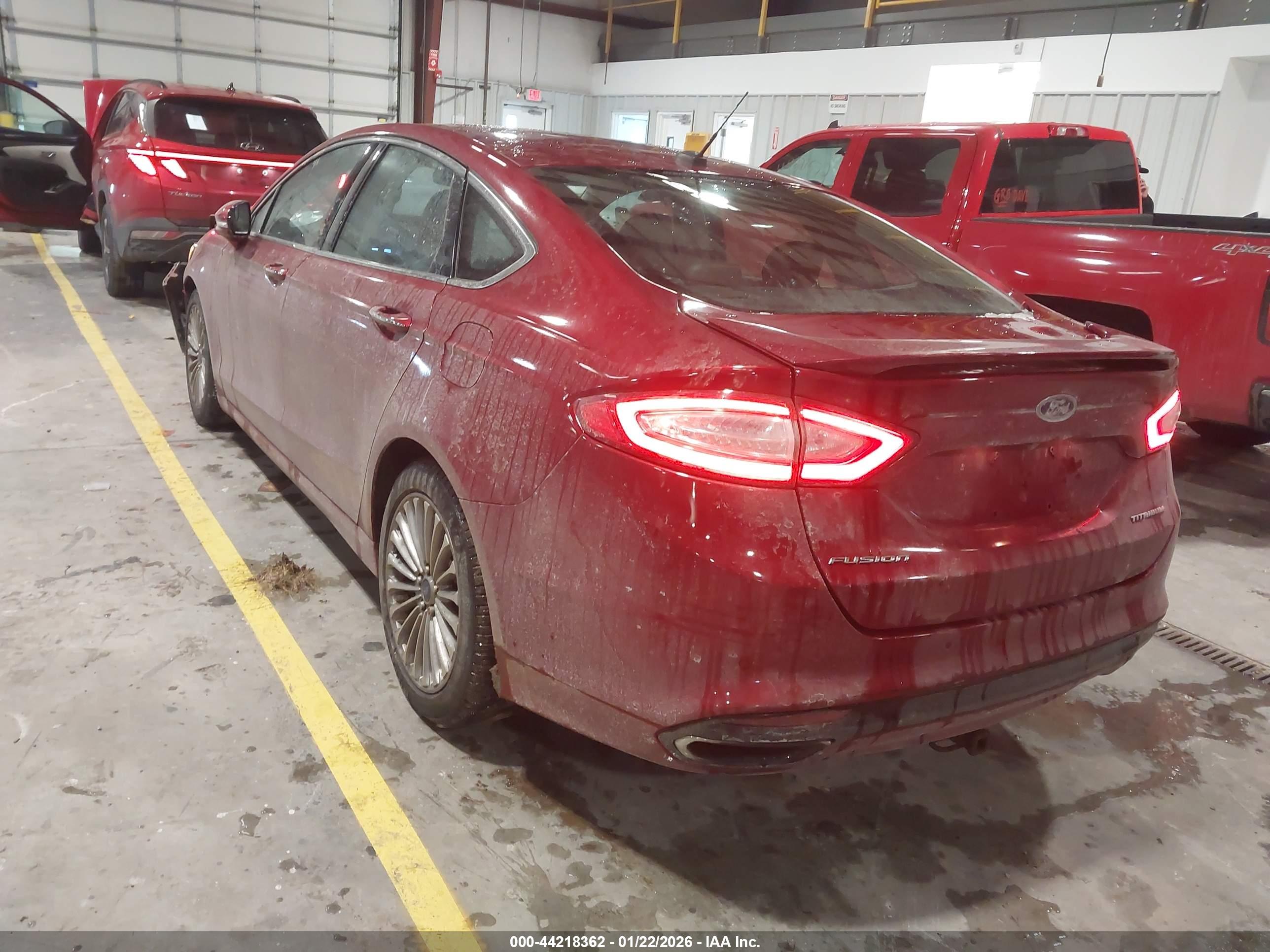 FORD FUSION image 3