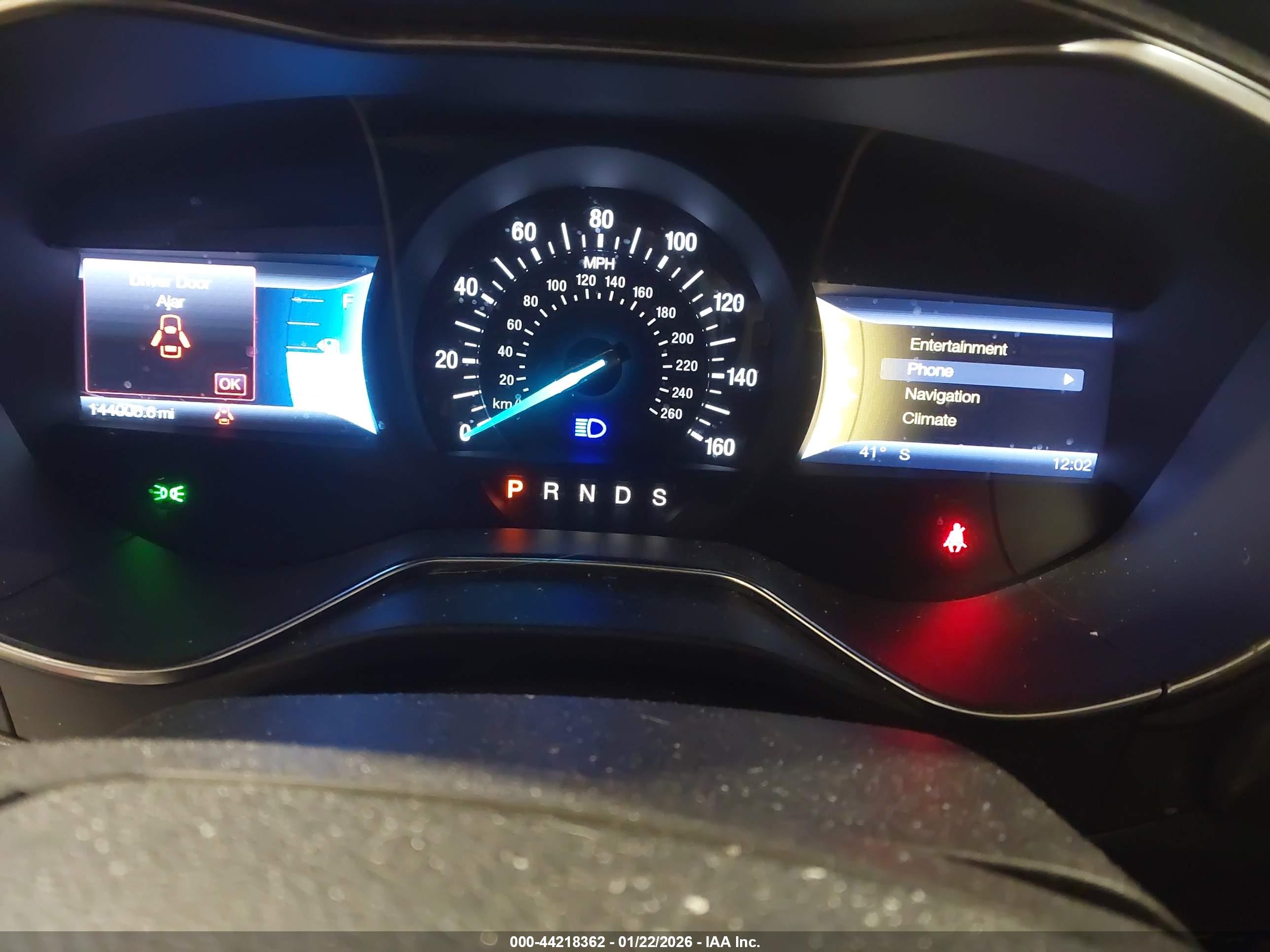 FORD FUSION image 7