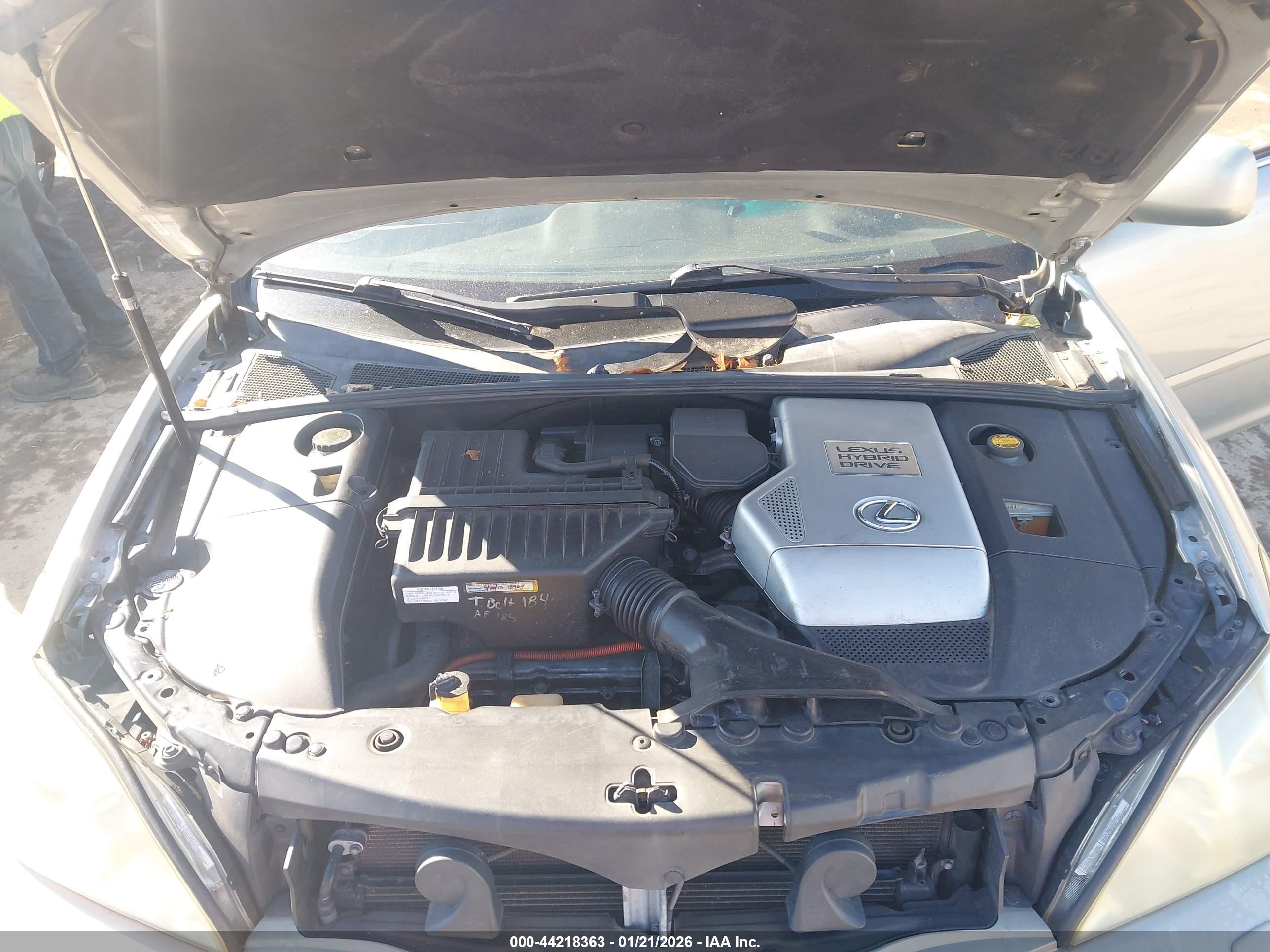 LEXUS RX image 10