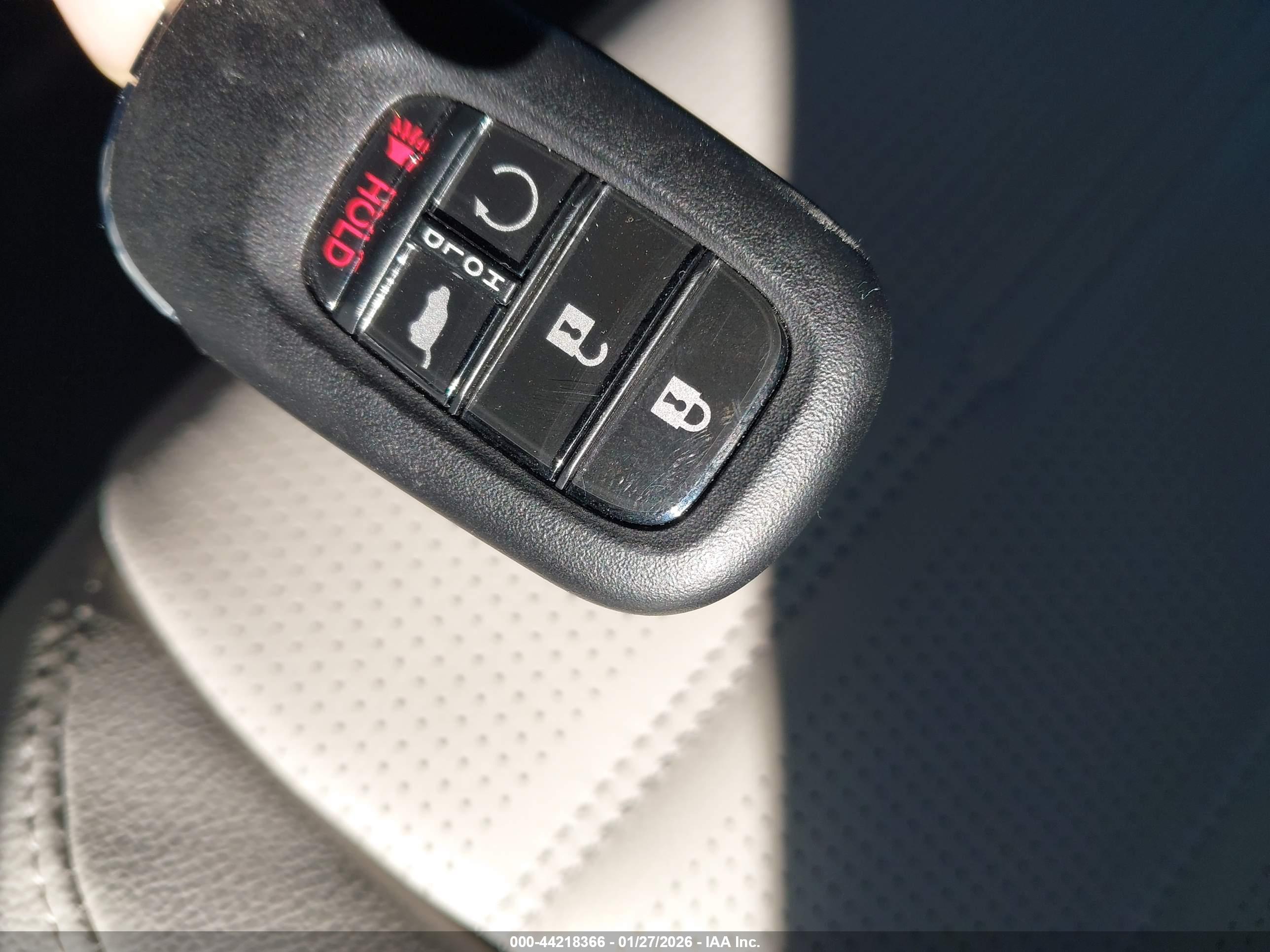 HONDA CR-V image 11