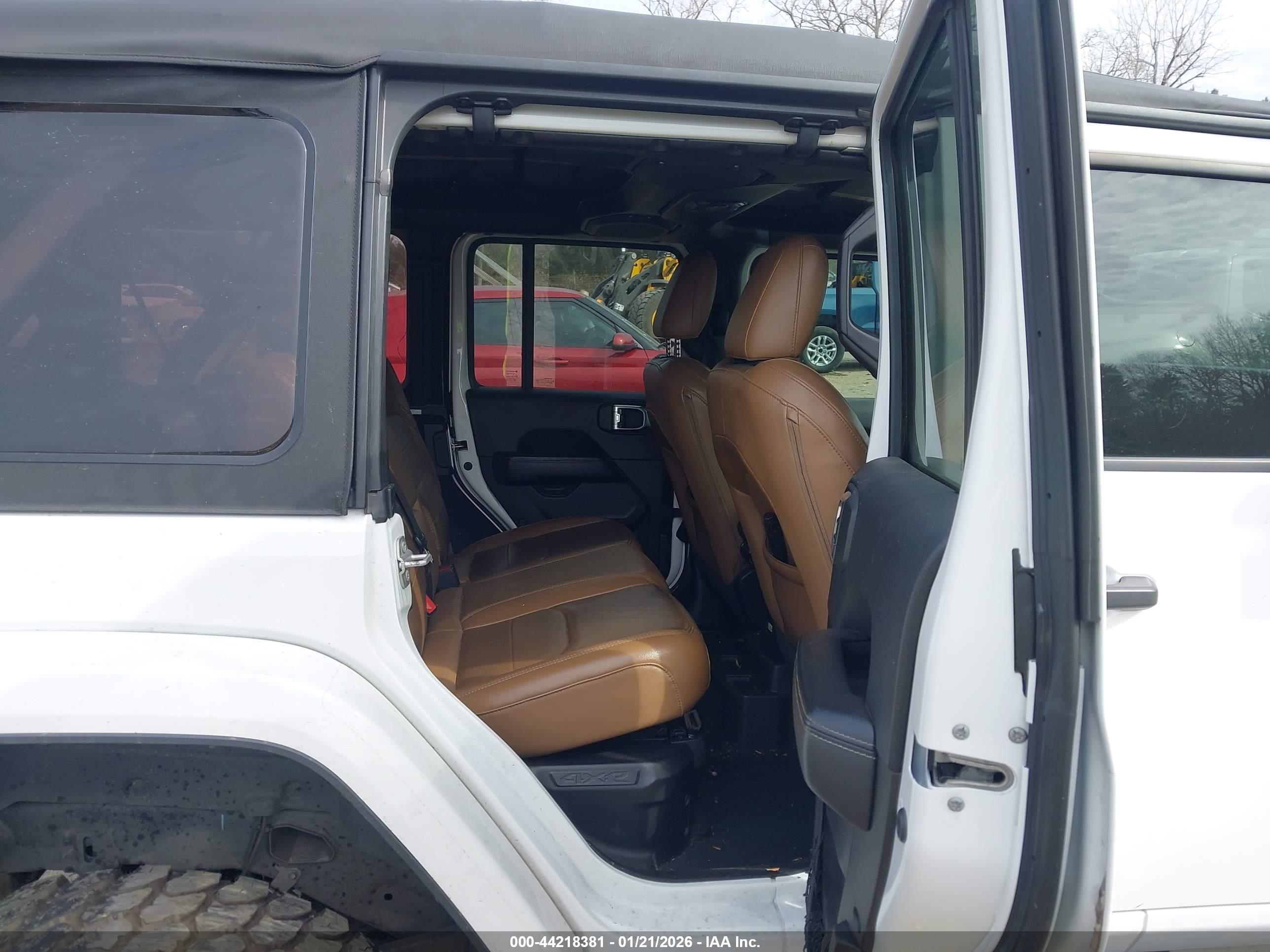 JEEP WRANGLER image 8