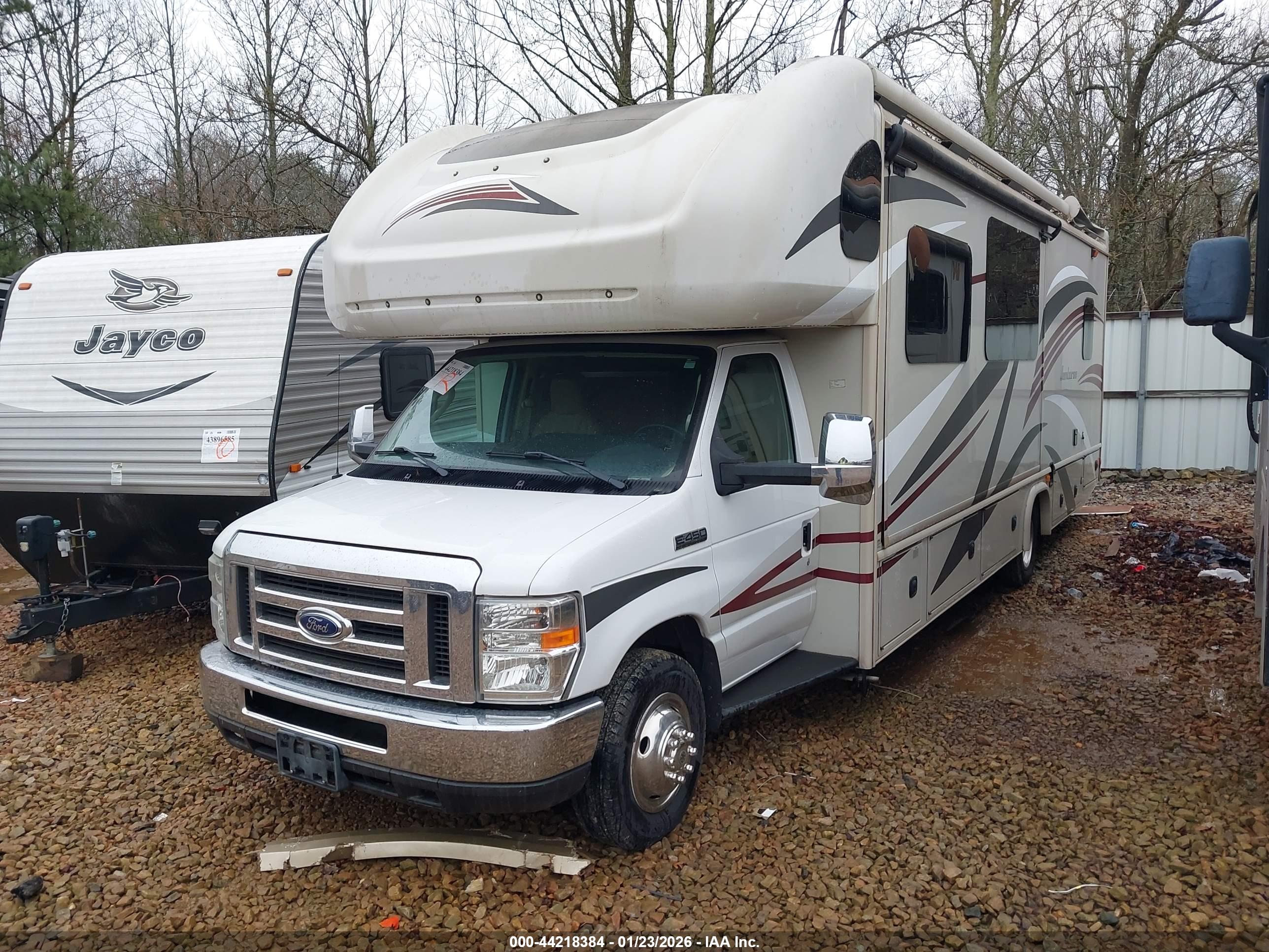 FORD E-450 image 2