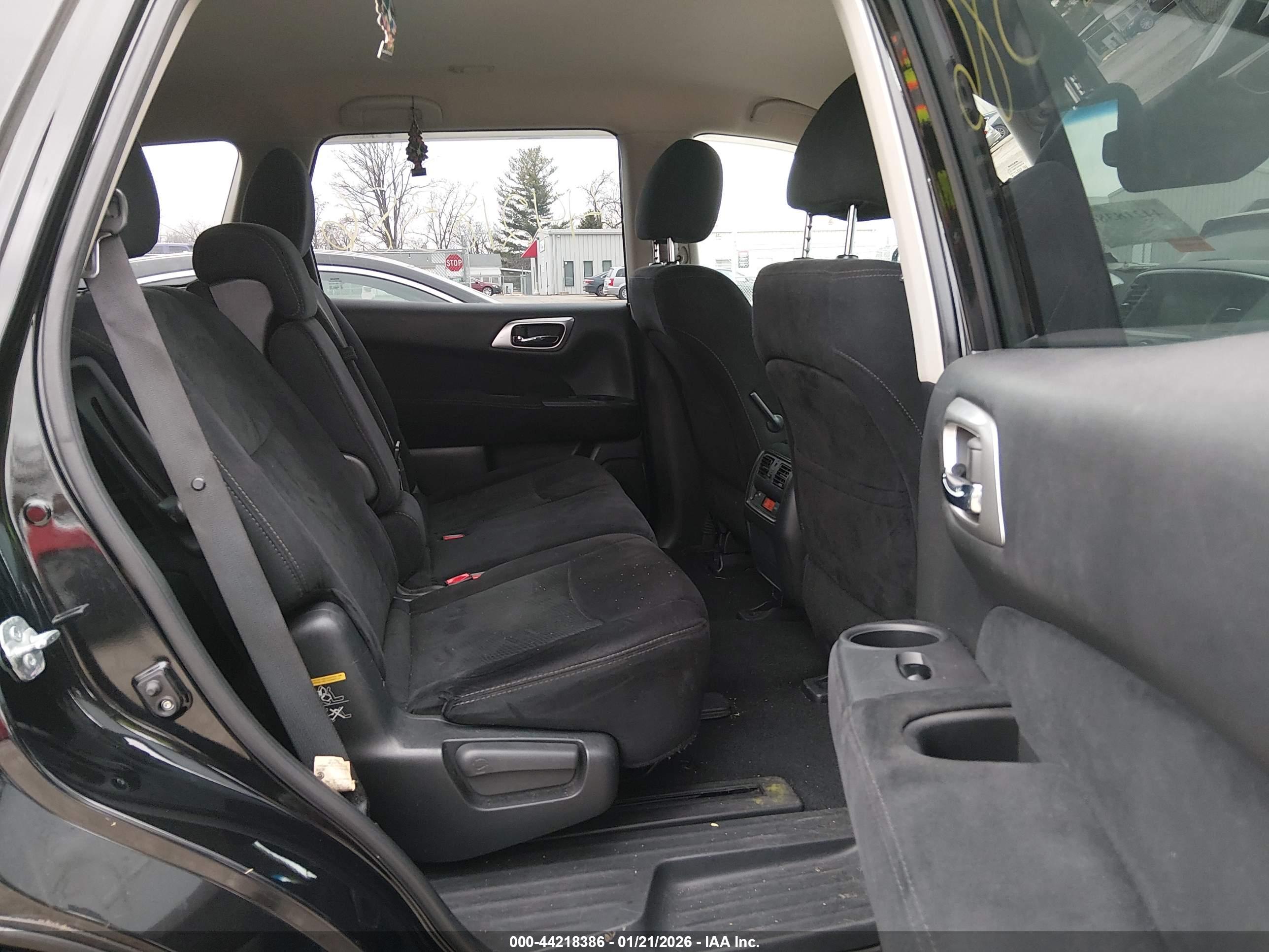 NISSAN PATHFINDER image 8