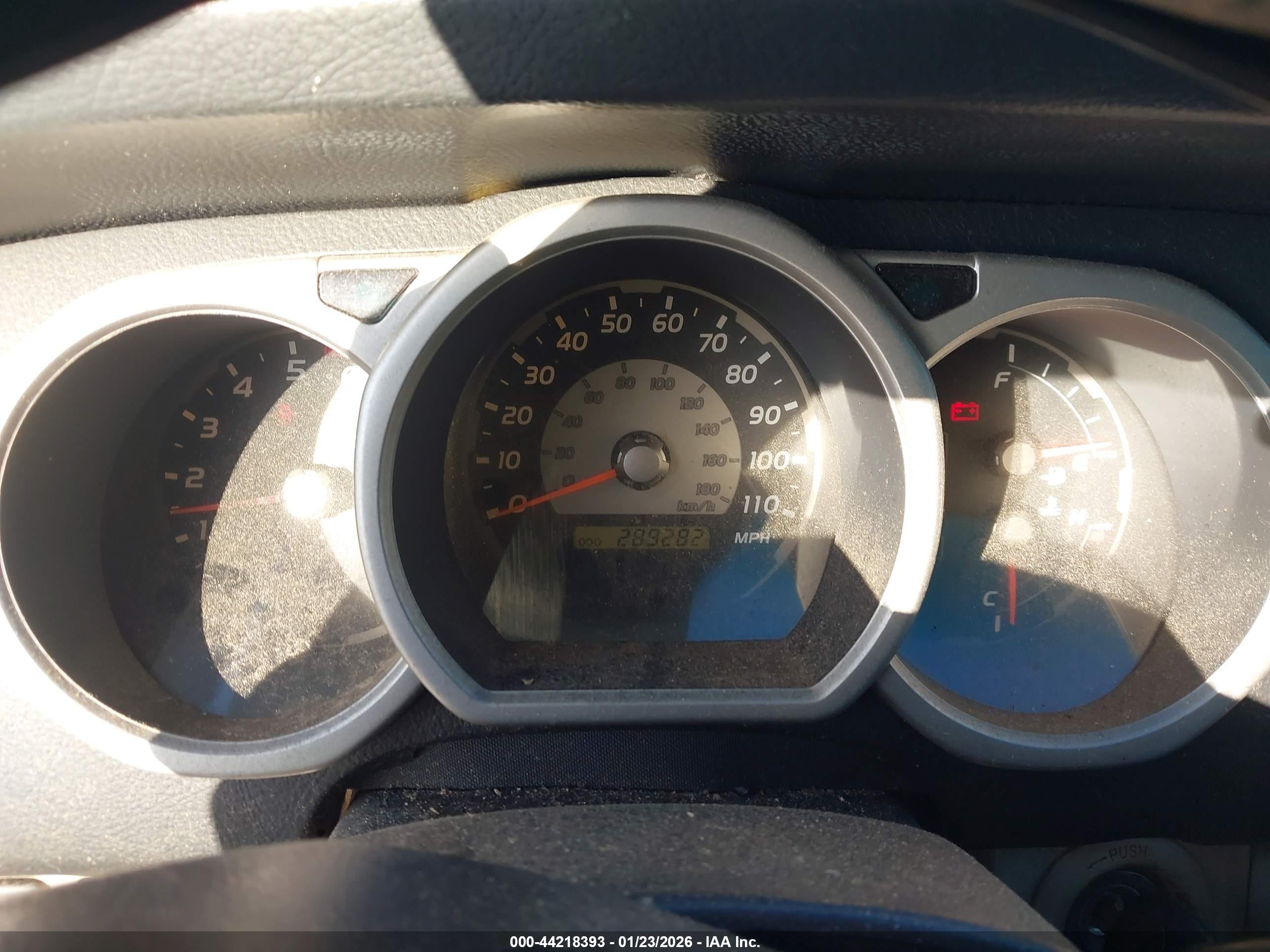 TOYOTA 4RUNNER image 7