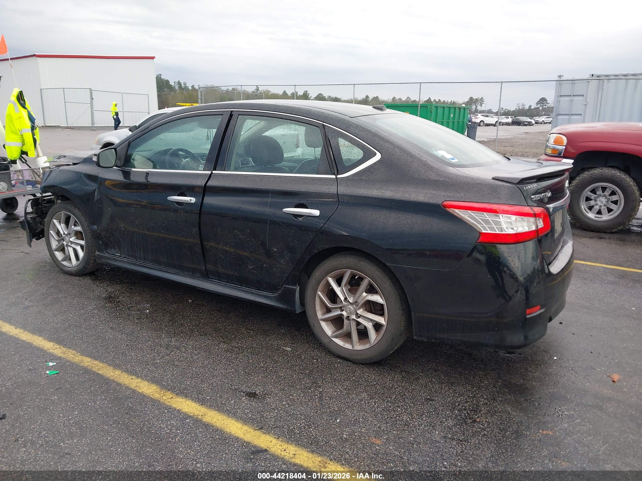 NISSAN SENTRA image 3