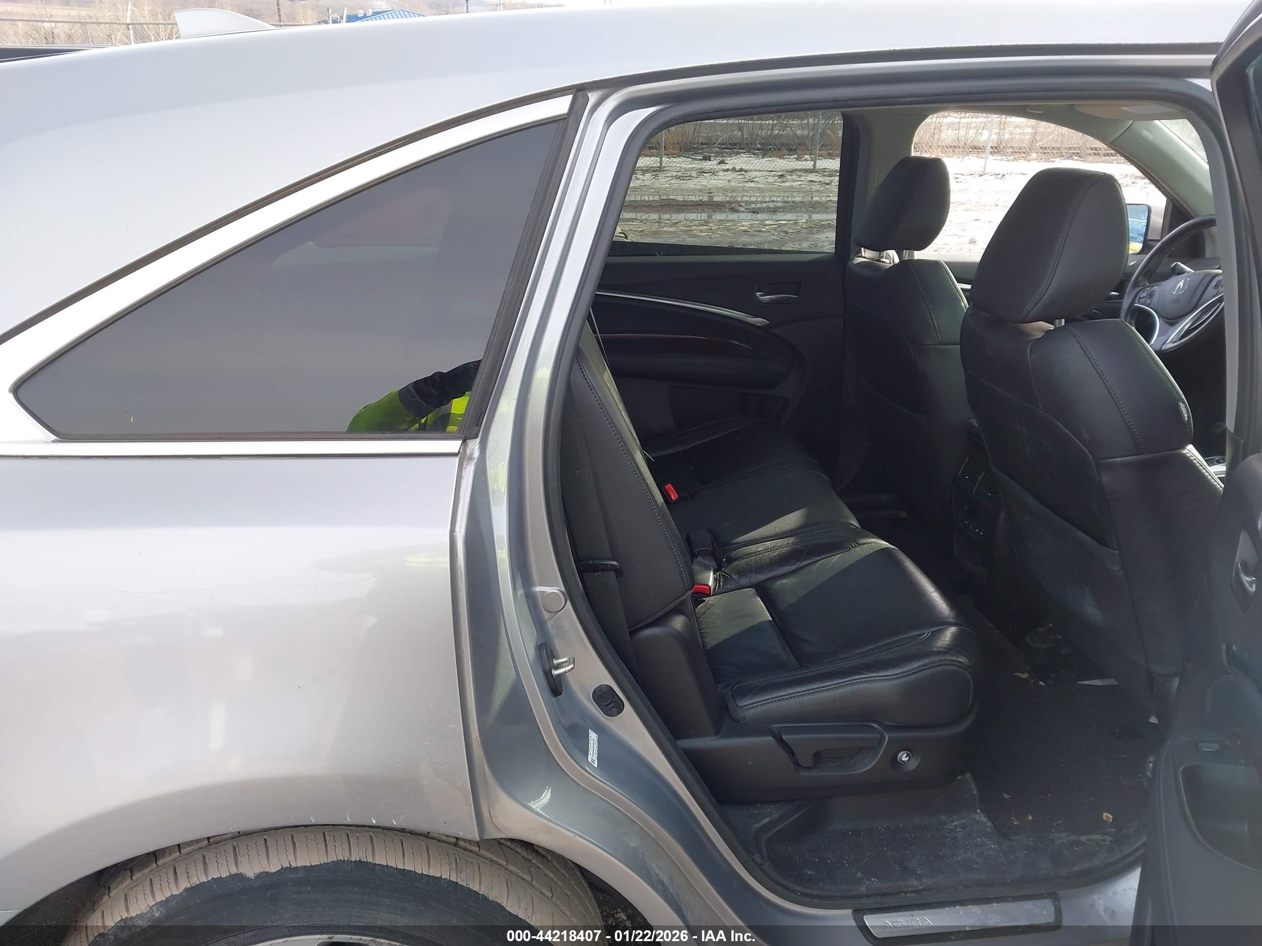 ACURA MDX image 8