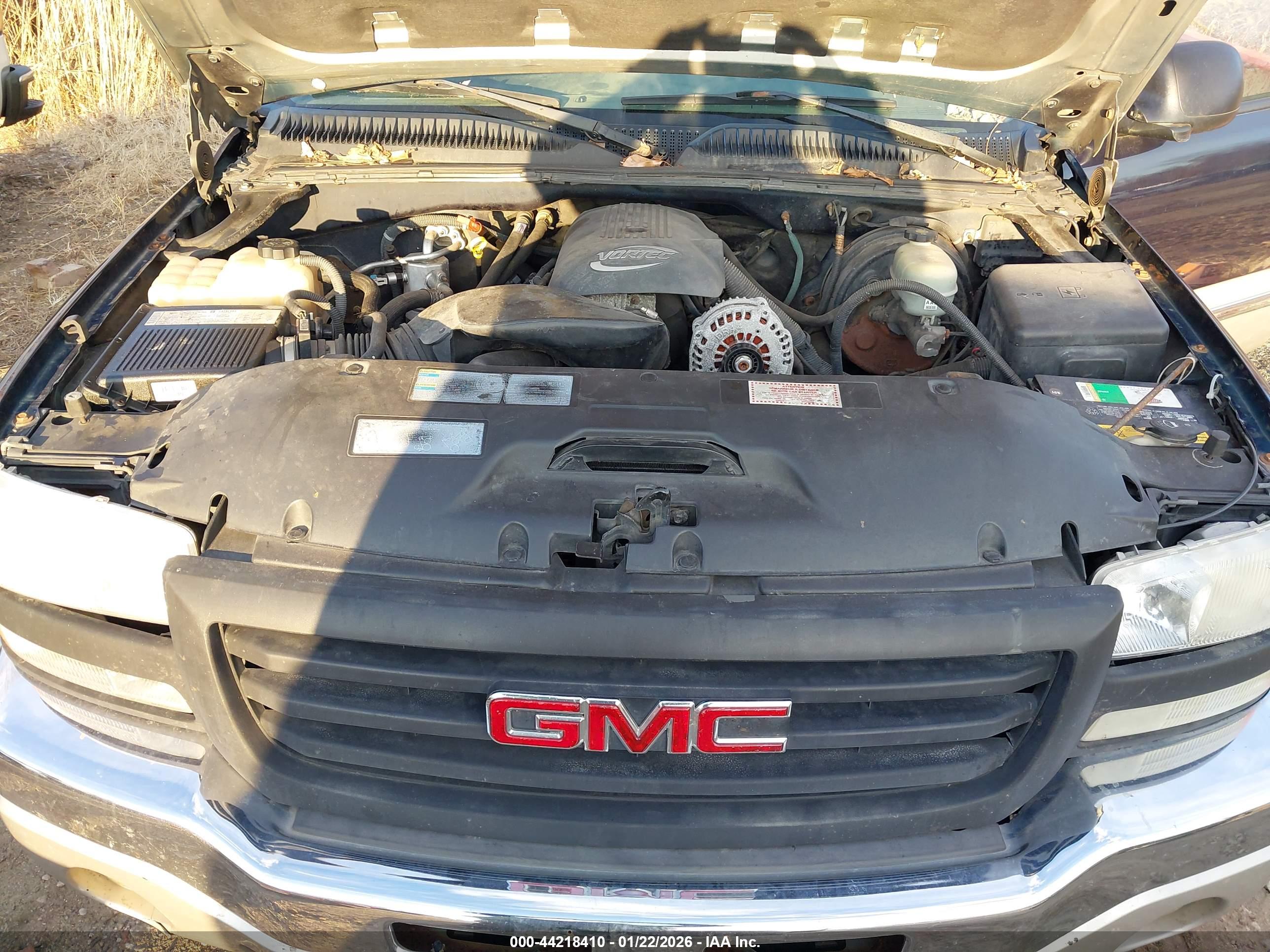 GMC SIERRA image 10