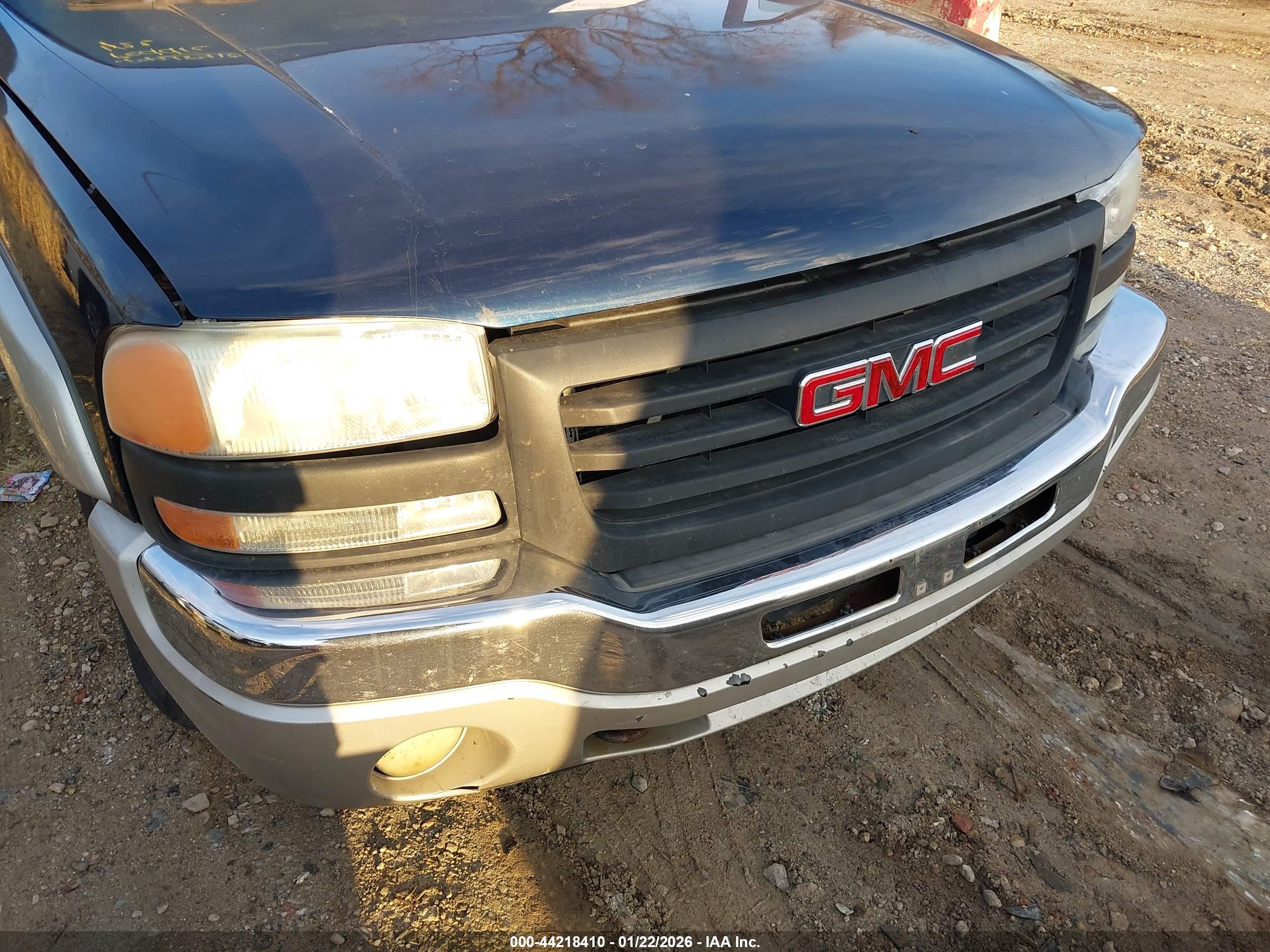 GMC SIERRA image 6