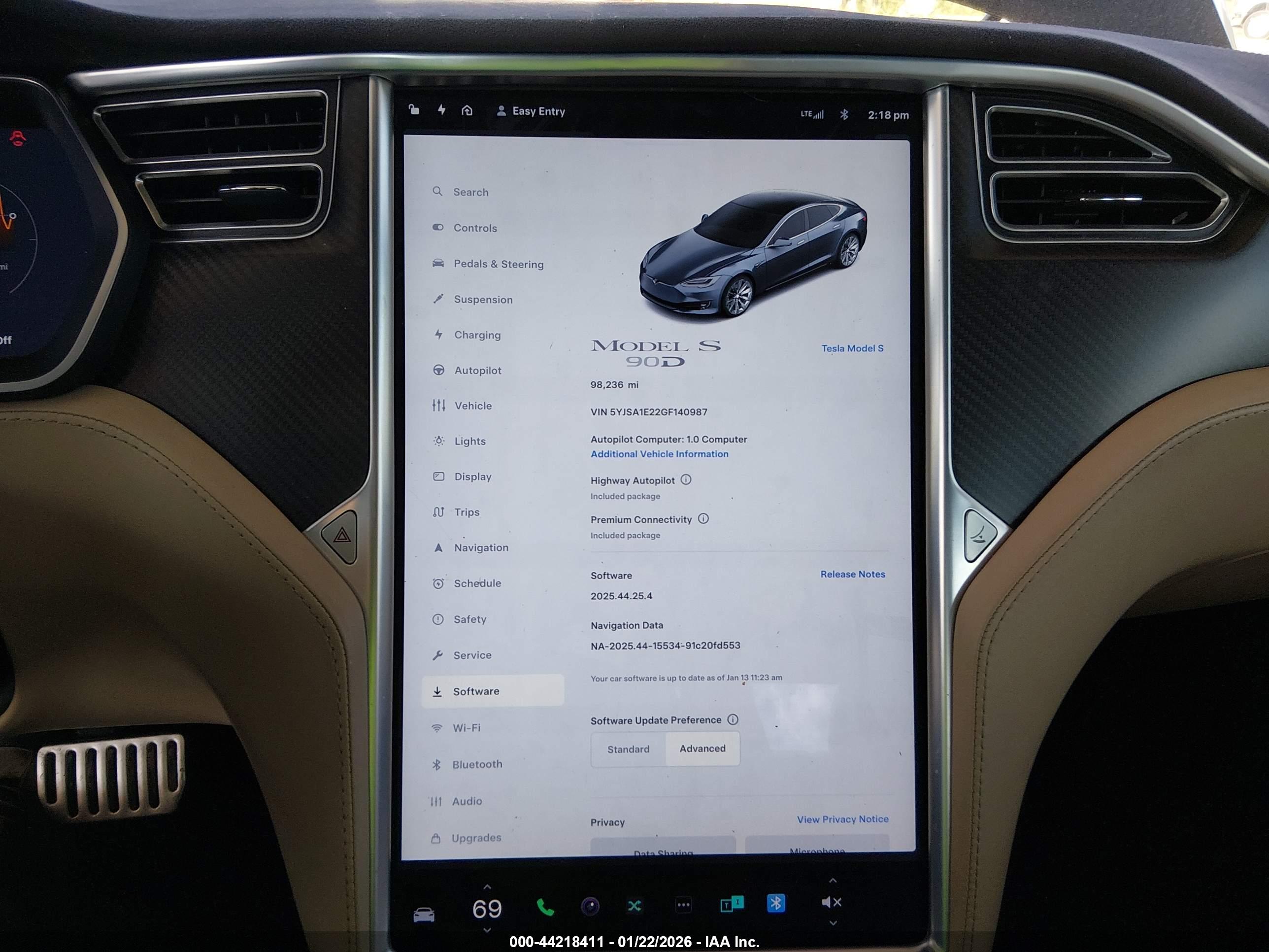 TESLA MODEL image 7