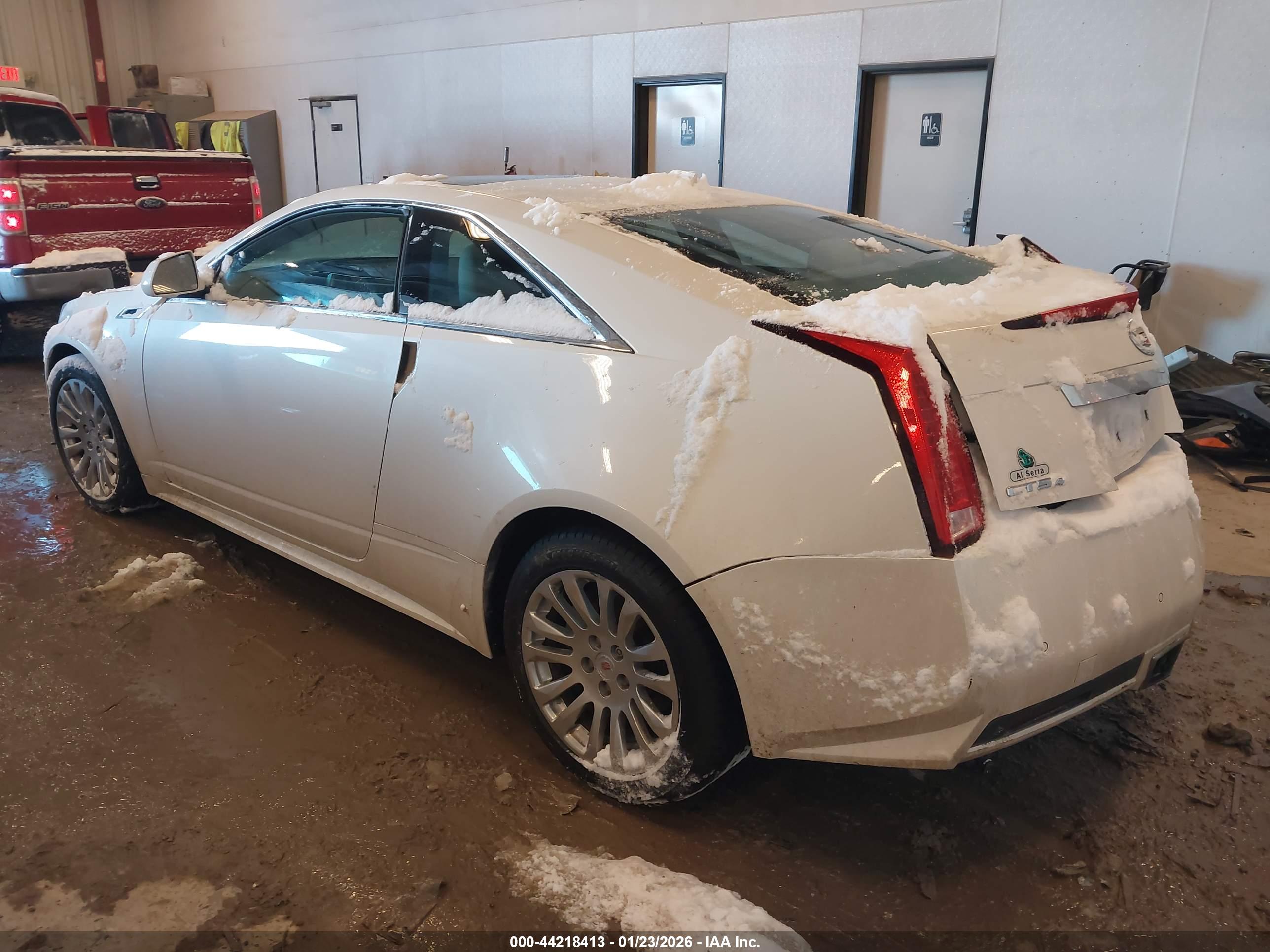CADILLAC CTS image 3
