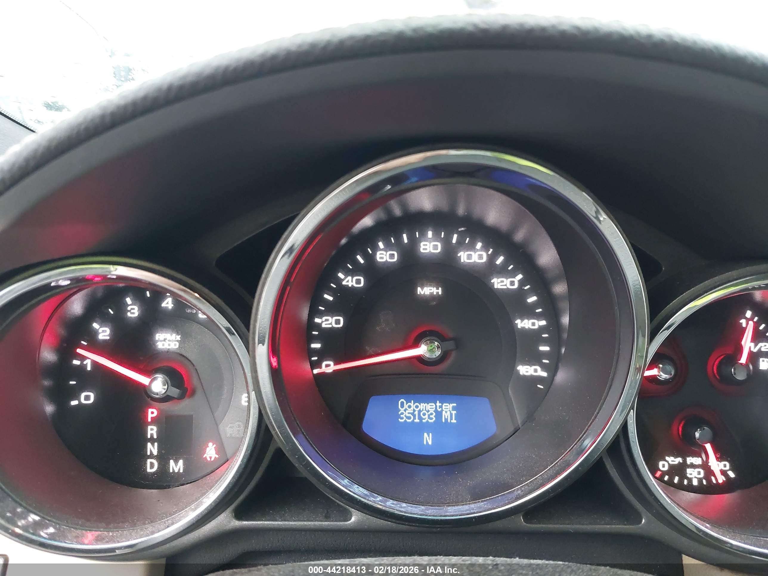 CADILLAC CTS image 7