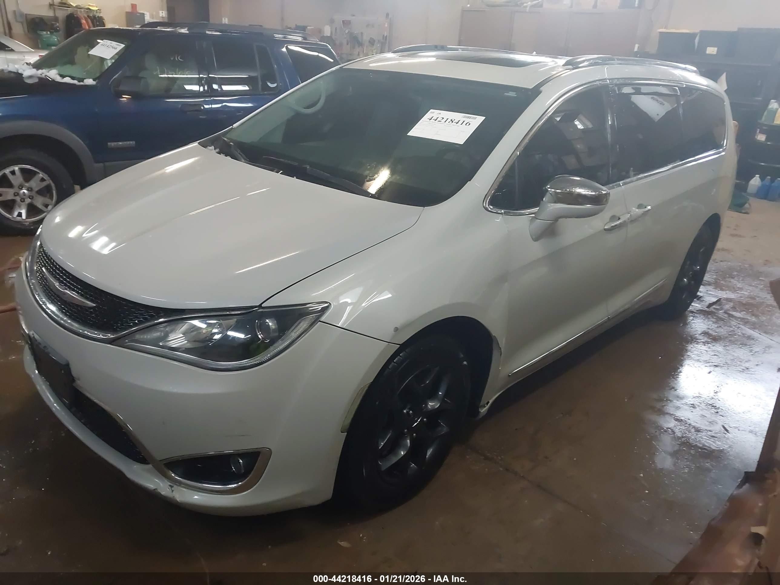 CHRYSLER PACIFICA image 2