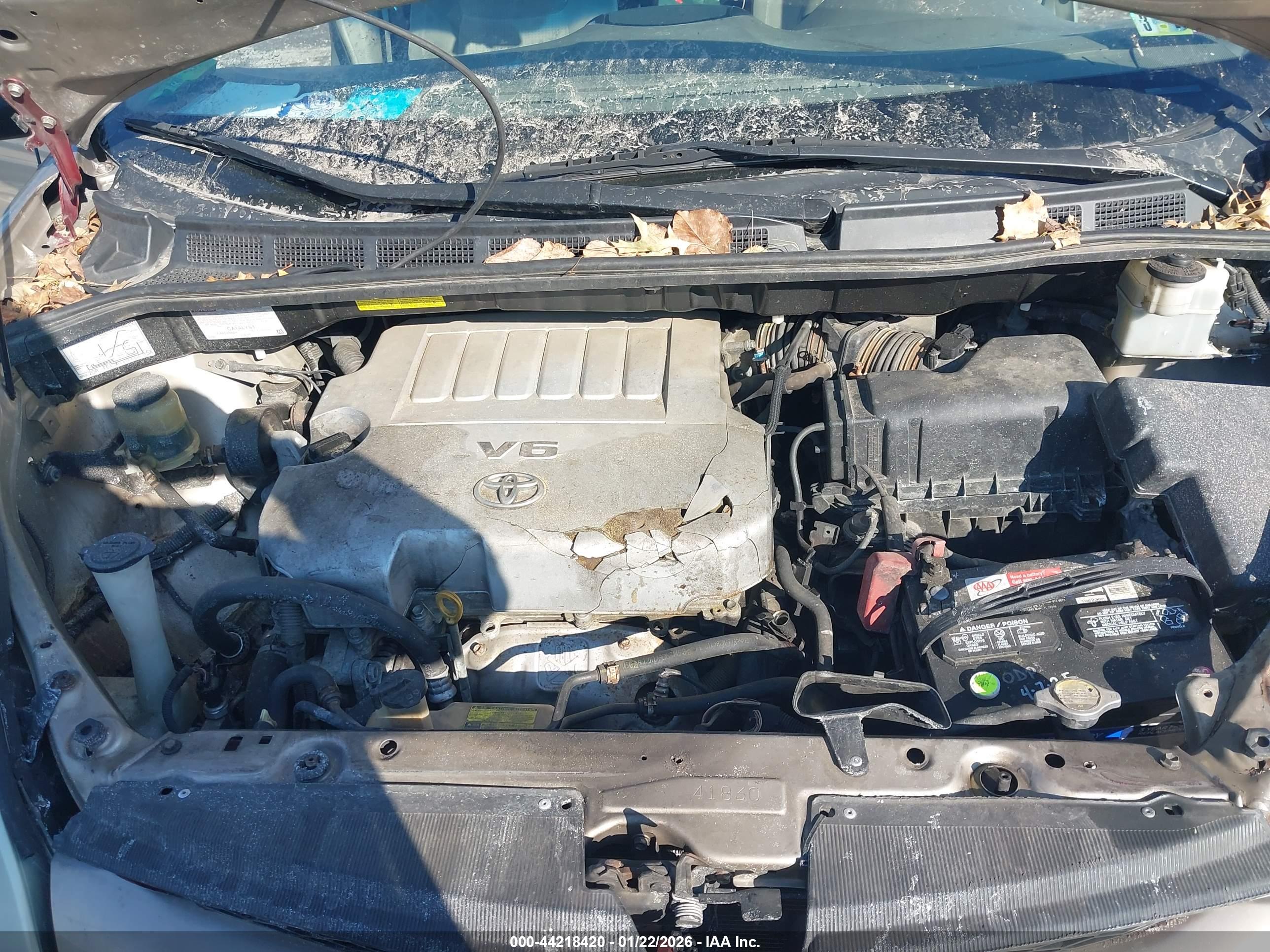 TOYOTA SIENNA image 10
