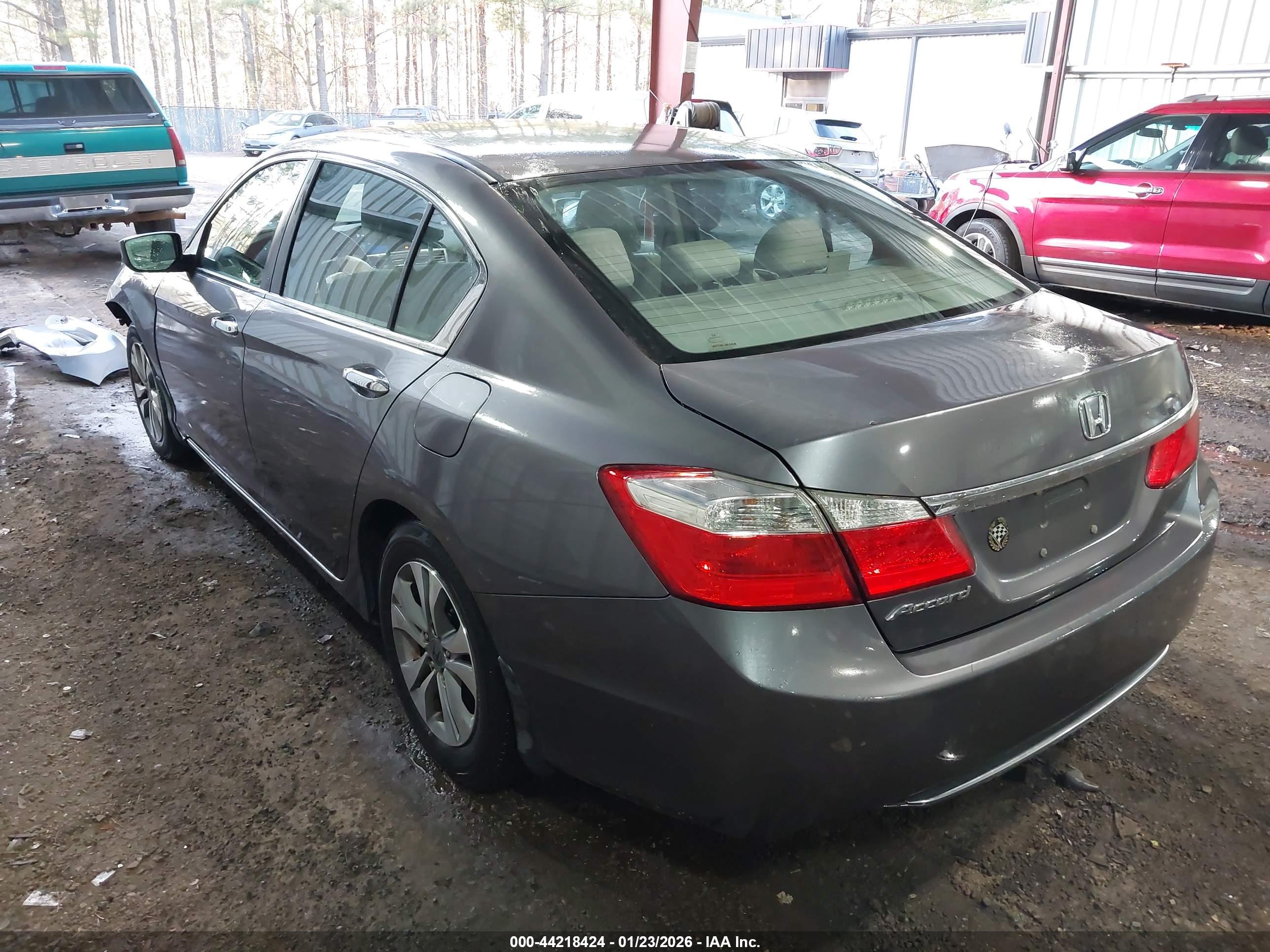 HONDA ACCORD image 3