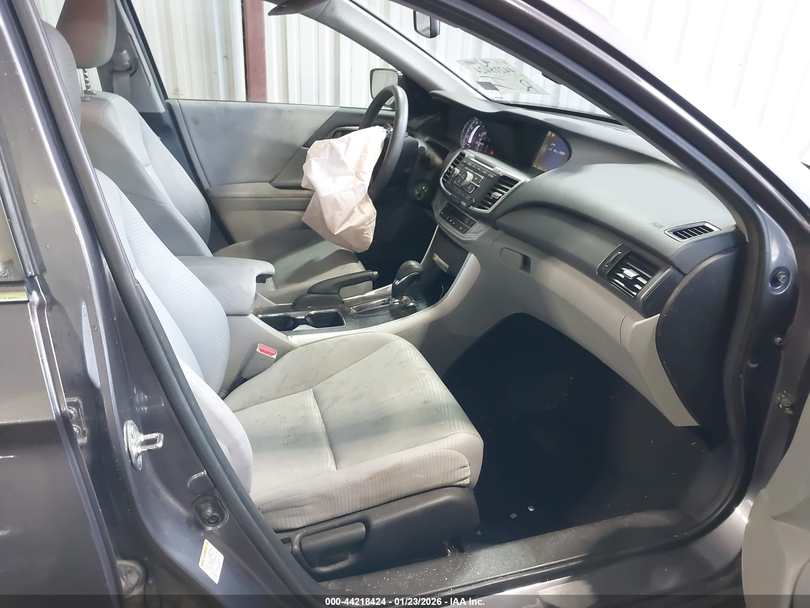 HONDA ACCORD image 5
