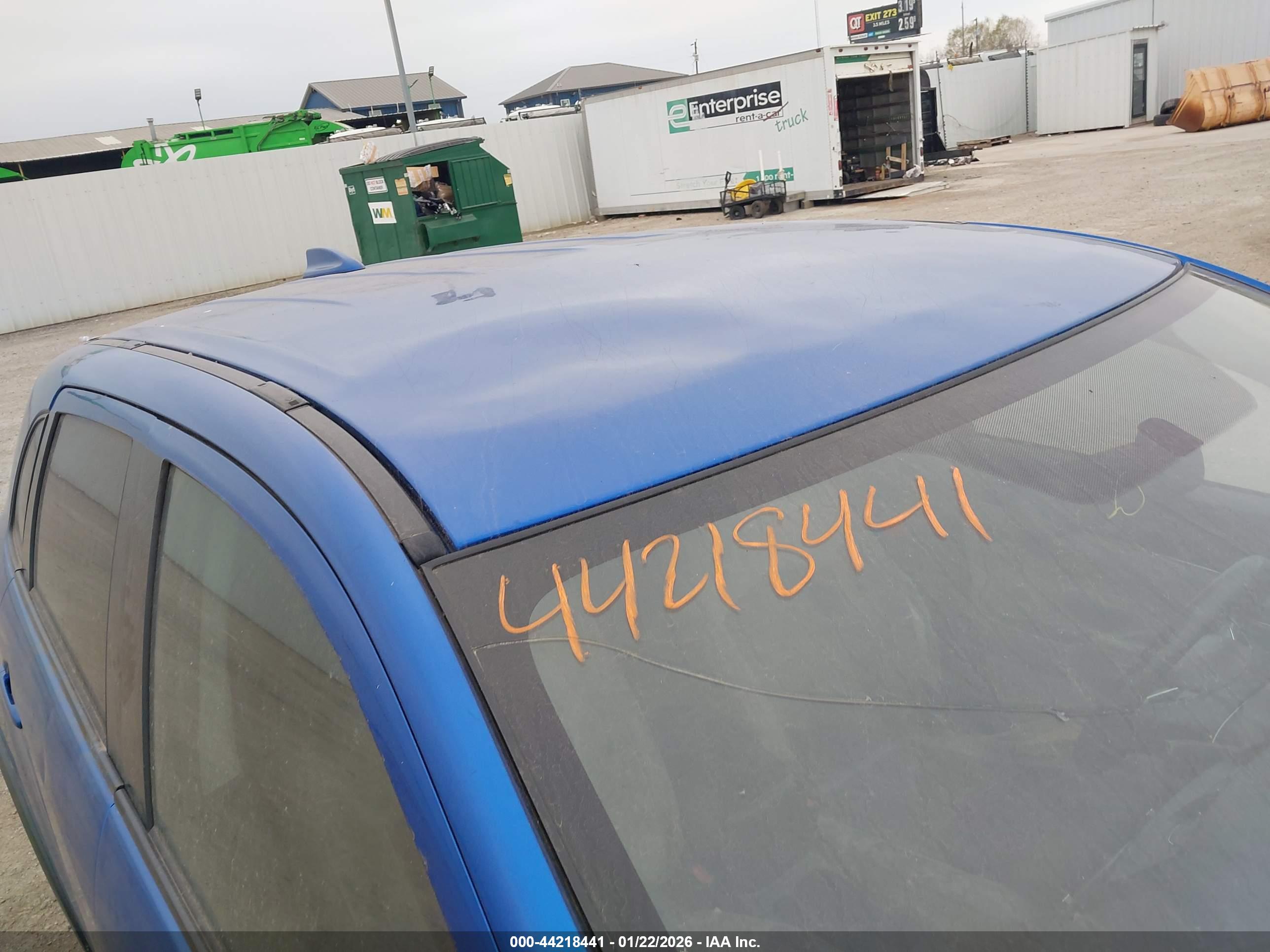 MITSUBISHI OUTLANDER image 6