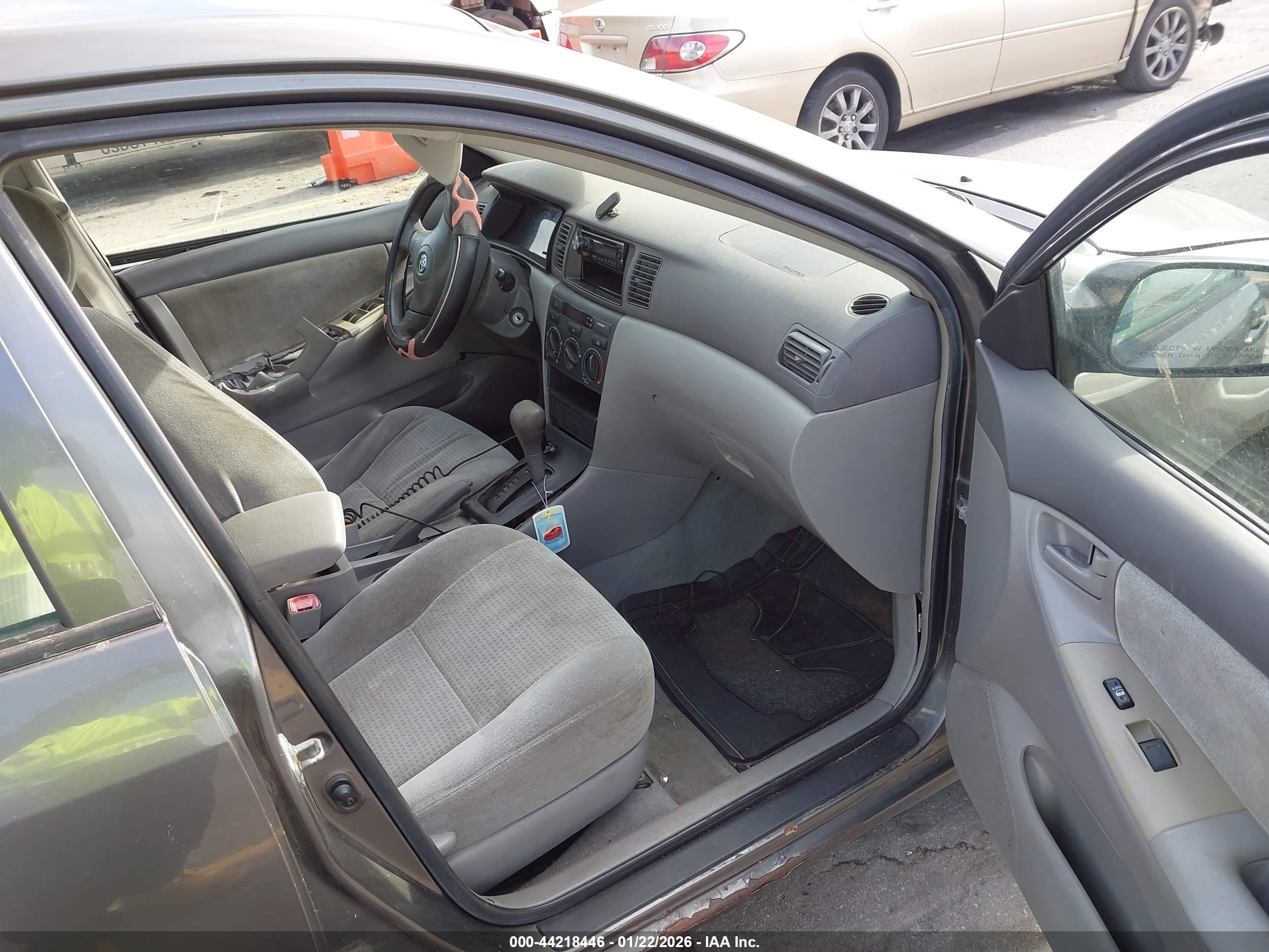 TOYOTA COROLLA image 5