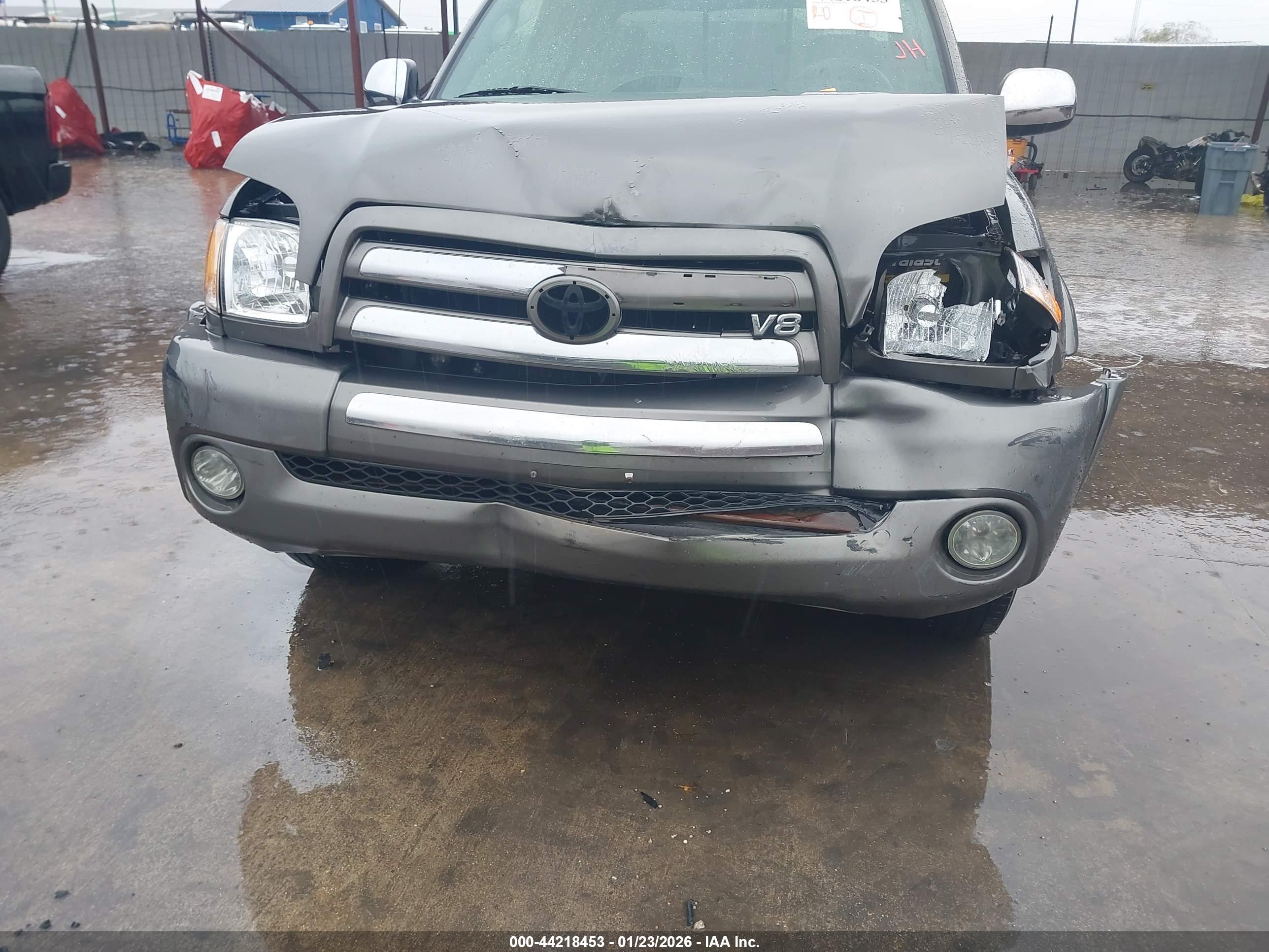 TOYOTA TUNDRA image 6